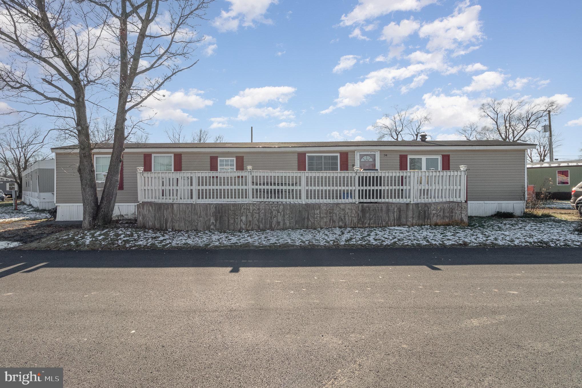 HARBORTON PLACE - Residential