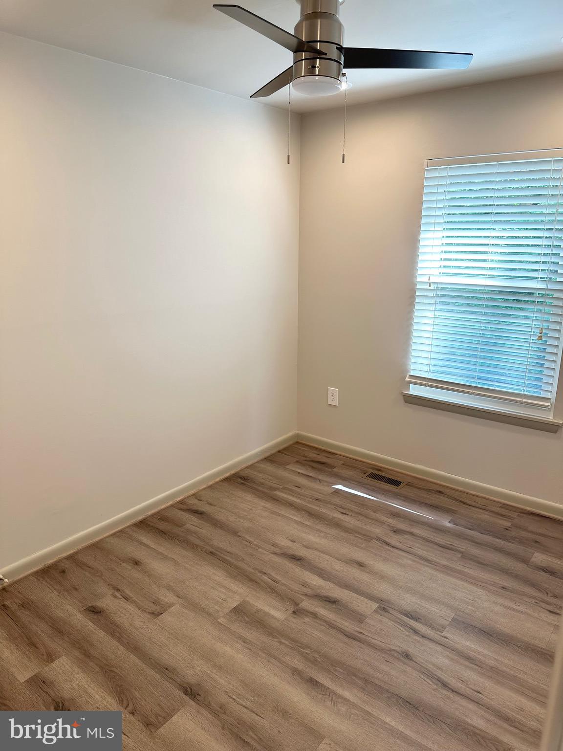 DALE CITY - Residential Lease