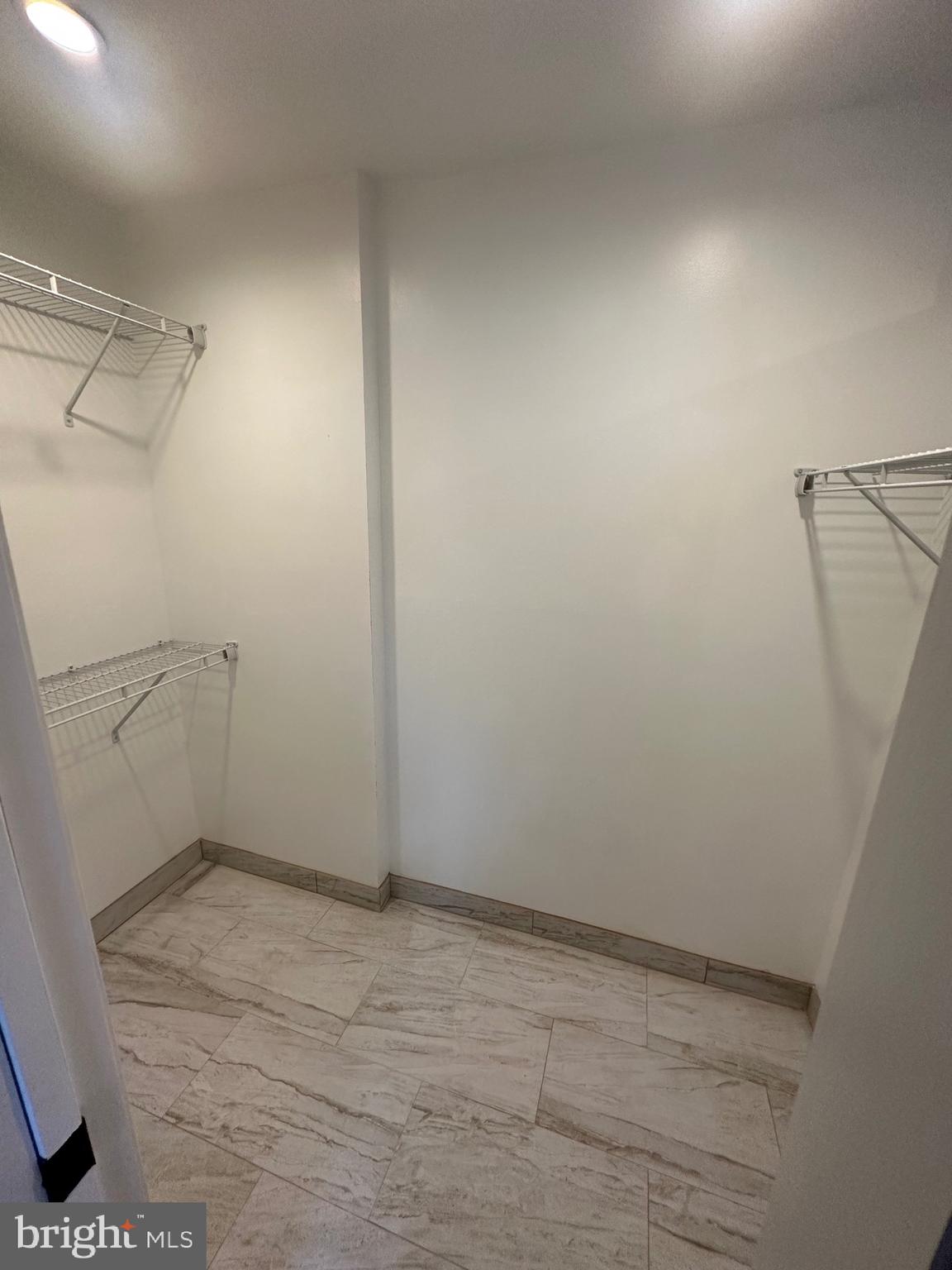 DALE CITY - Residential Lease