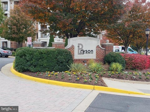 Condo For Rent - 12921 Centre Circle #301<br/> HERNDON, VA 20171