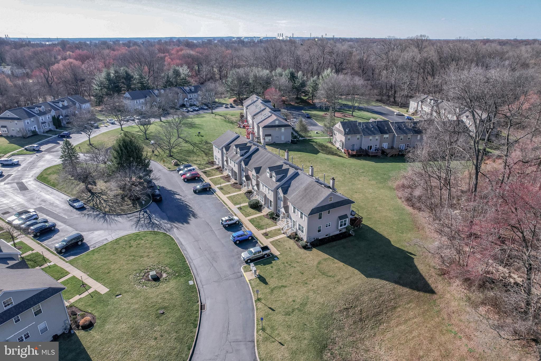 CANTERBURY WOODS - Residential