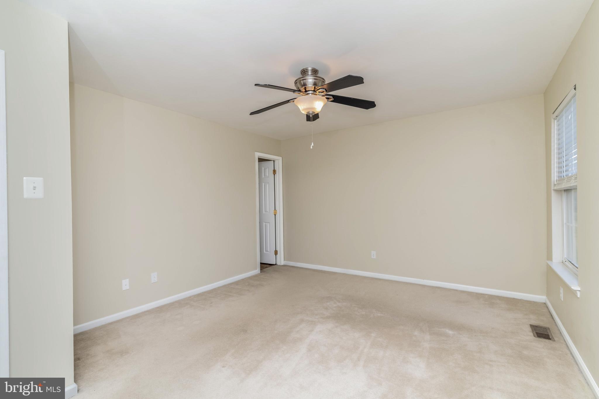 CANTERBURY WOODS - Residential