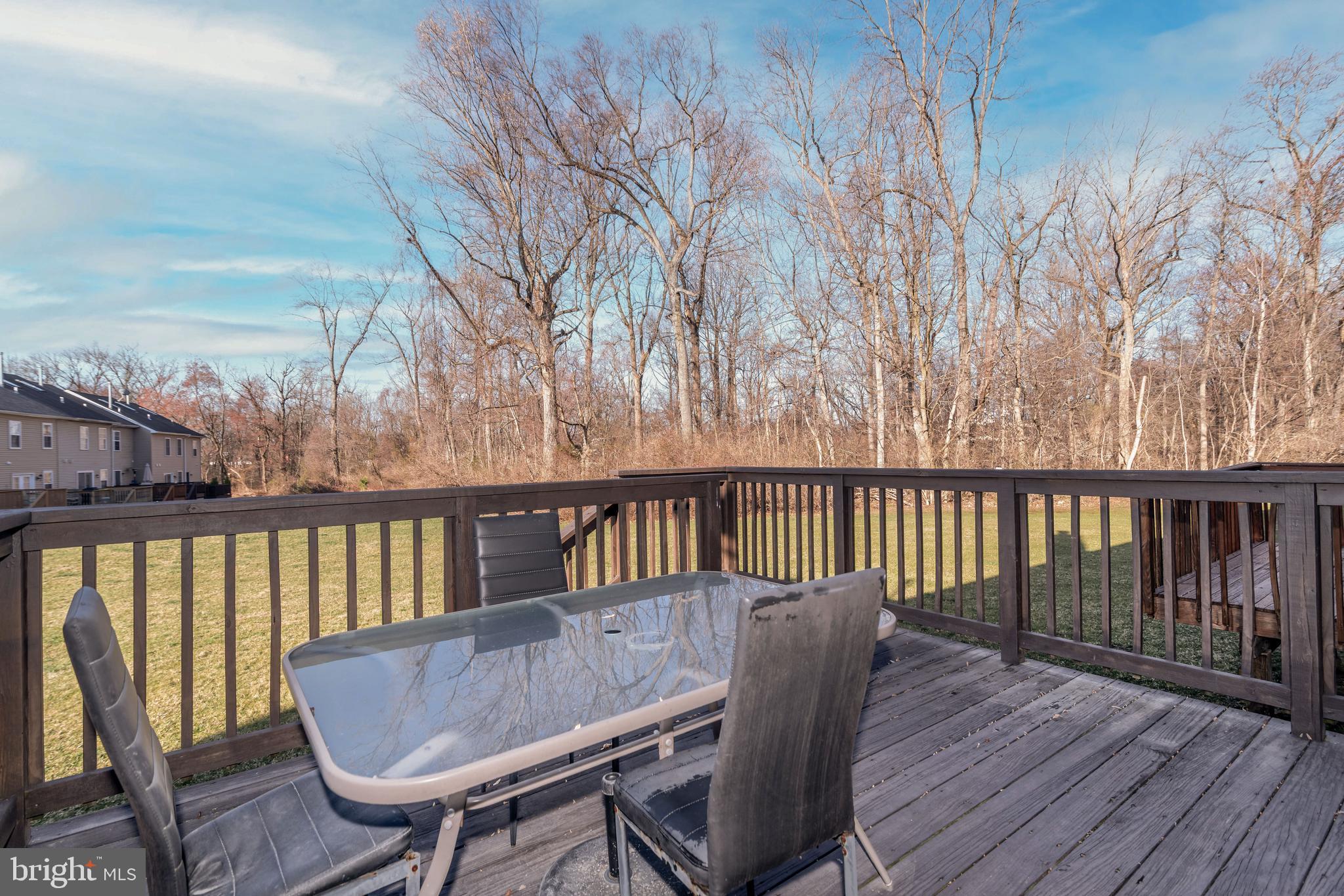 CANTERBURY WOODS - Residential