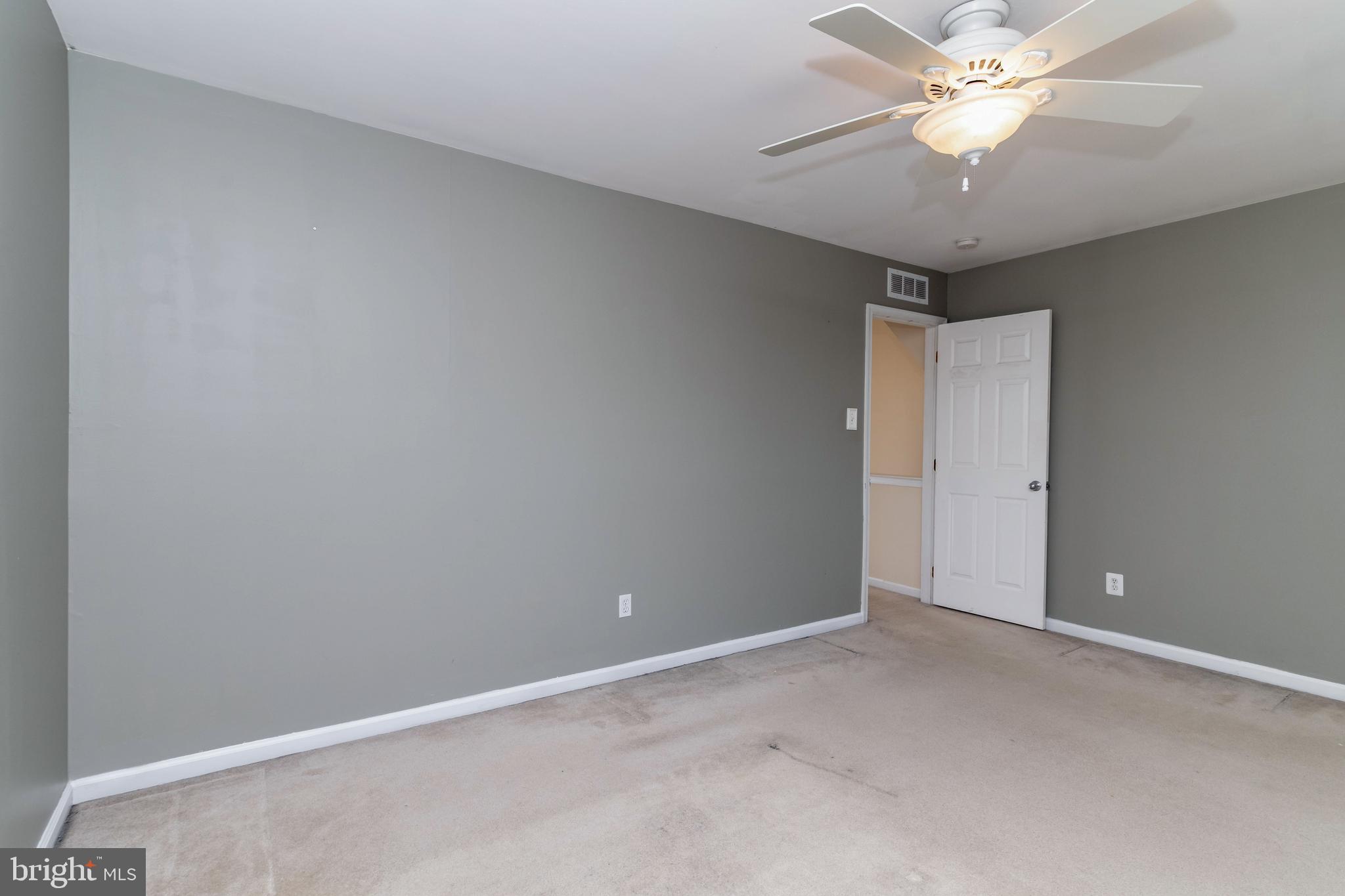 CANTERBURY WOODS - Residential