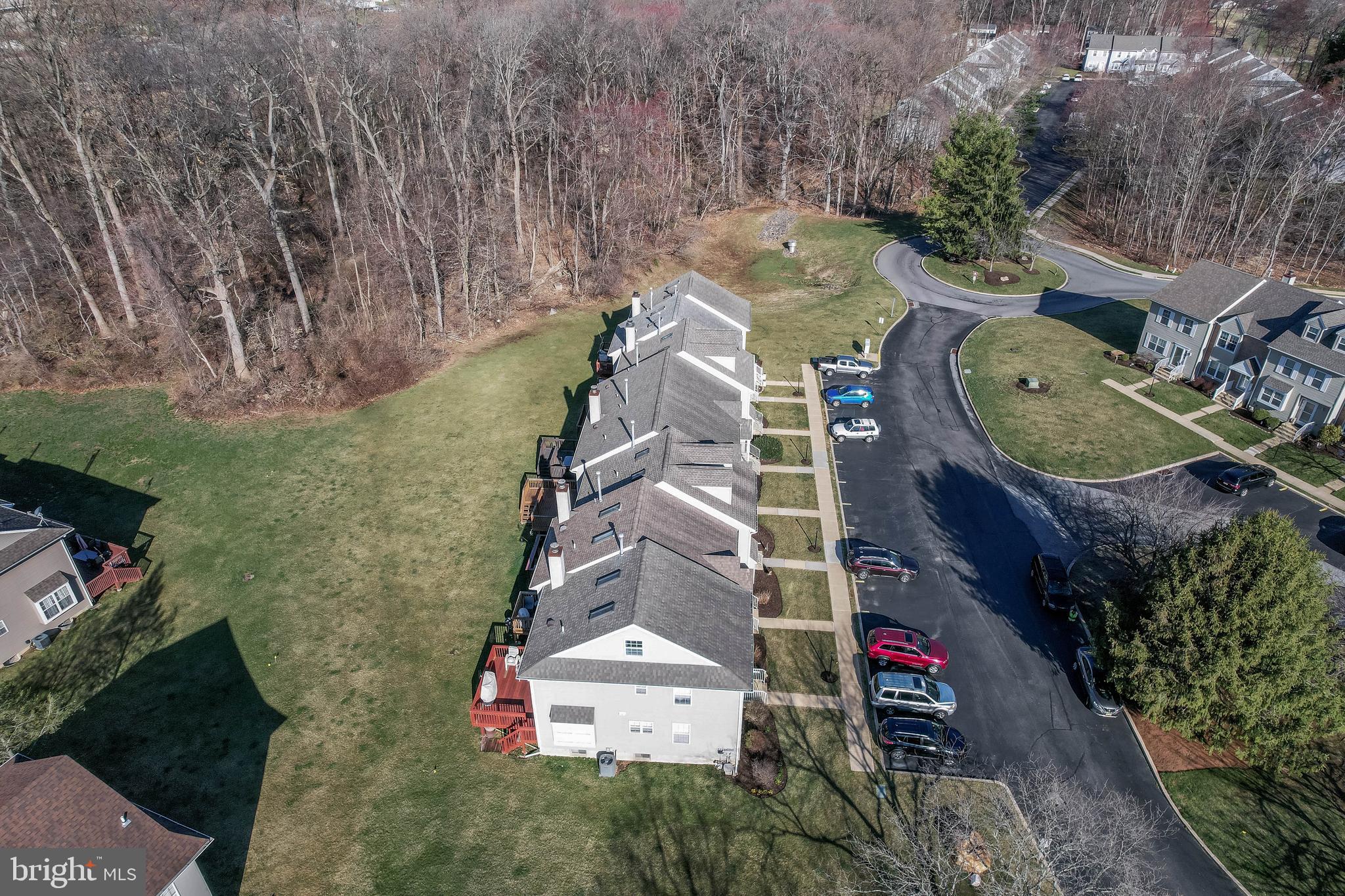 CANTERBURY WOODS - Residential