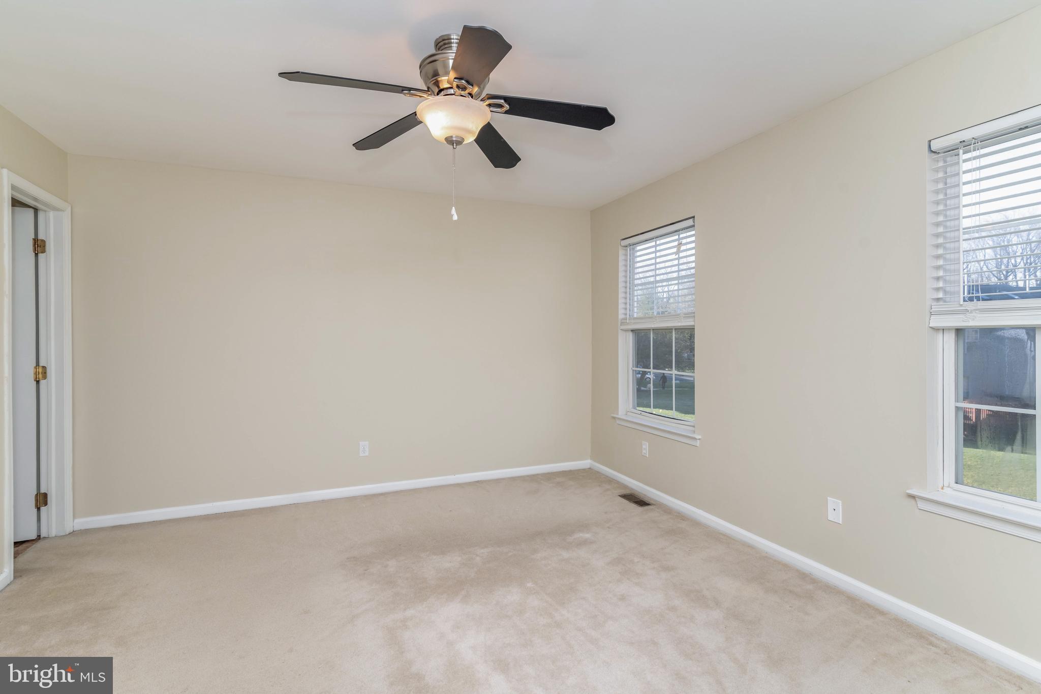 CANTERBURY WOODS - Residential