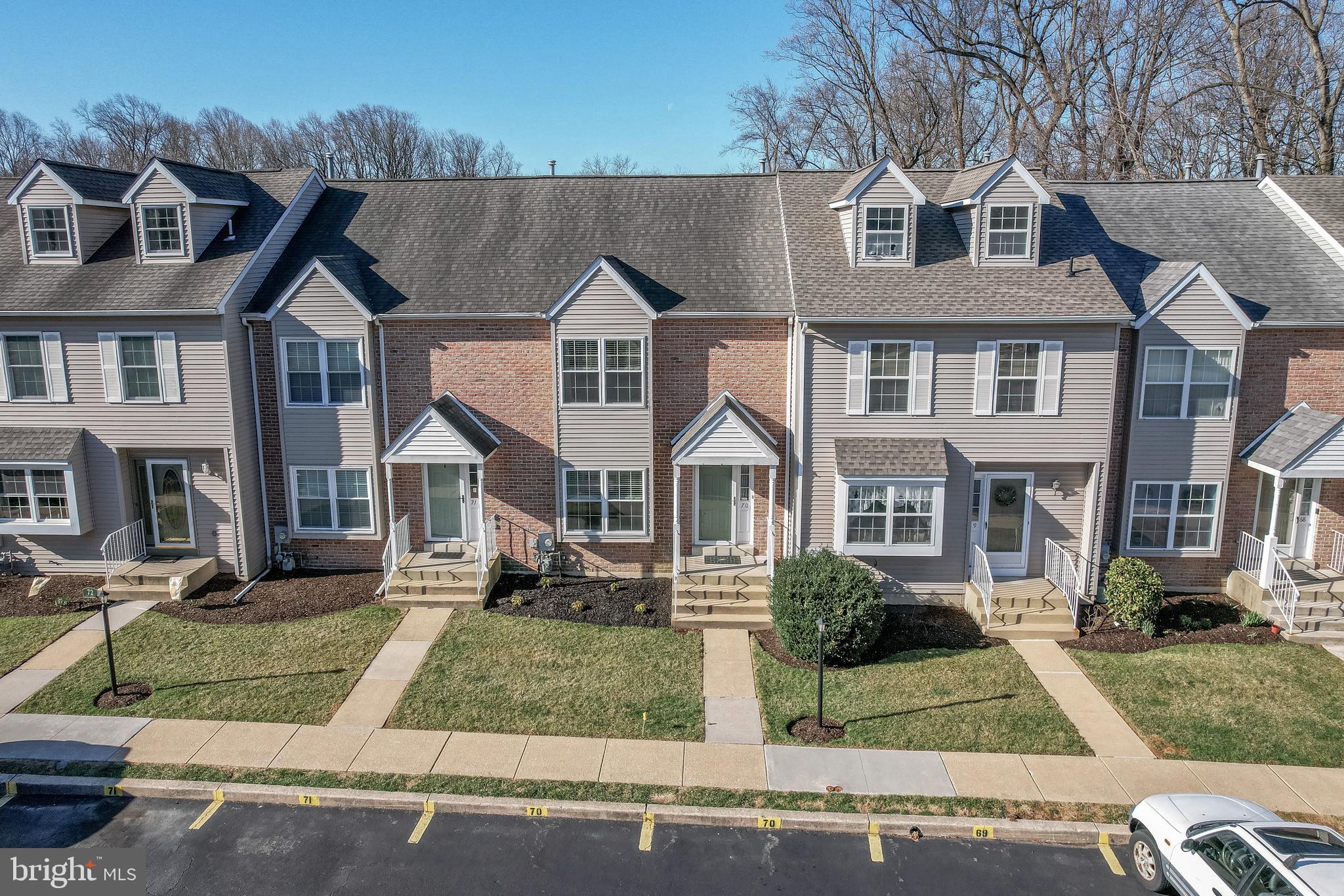 CANTERBURY WOODS - Residential