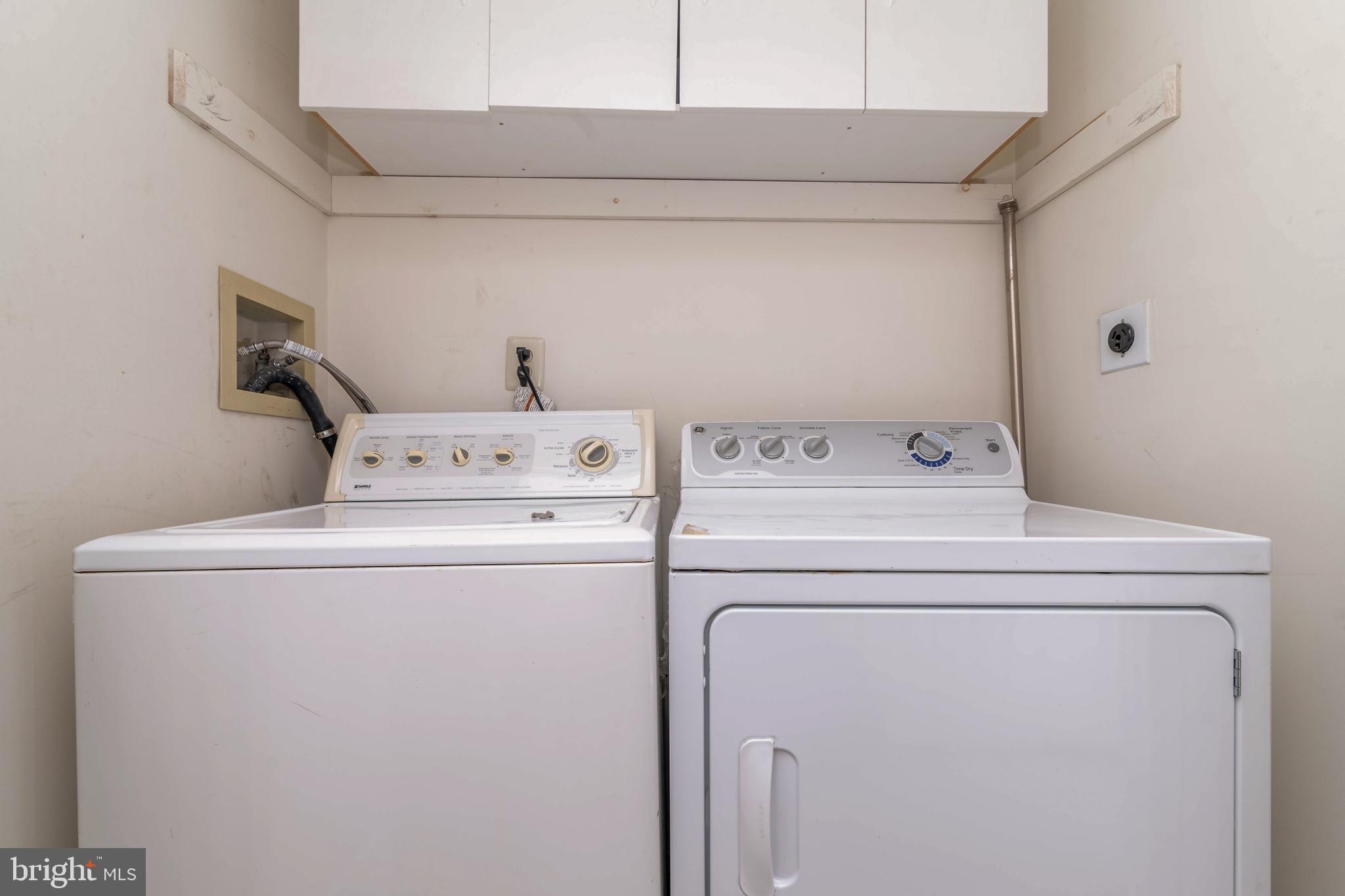 CANTERBURY WOODS - Residential