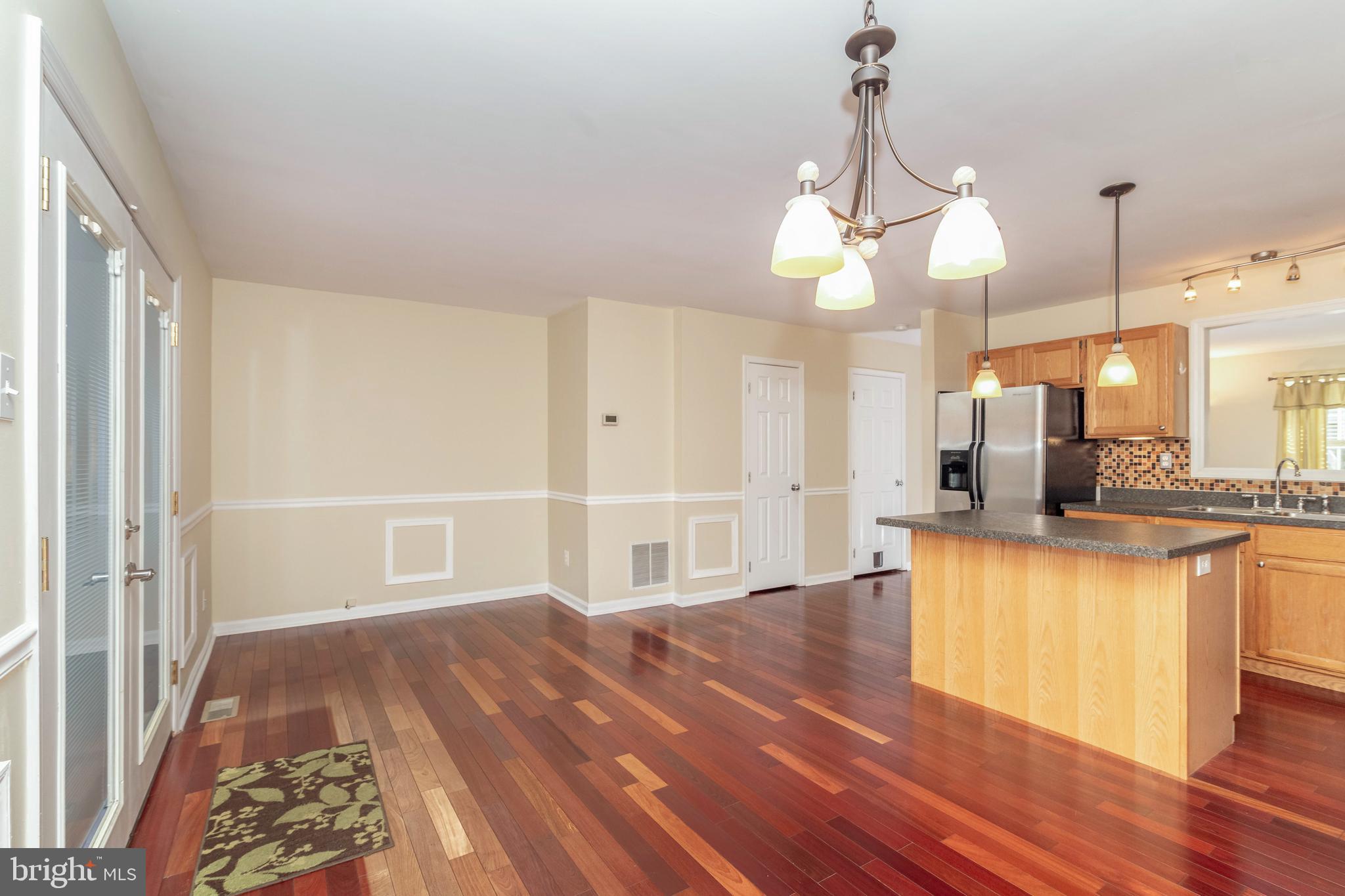 CANTERBURY WOODS - Residential