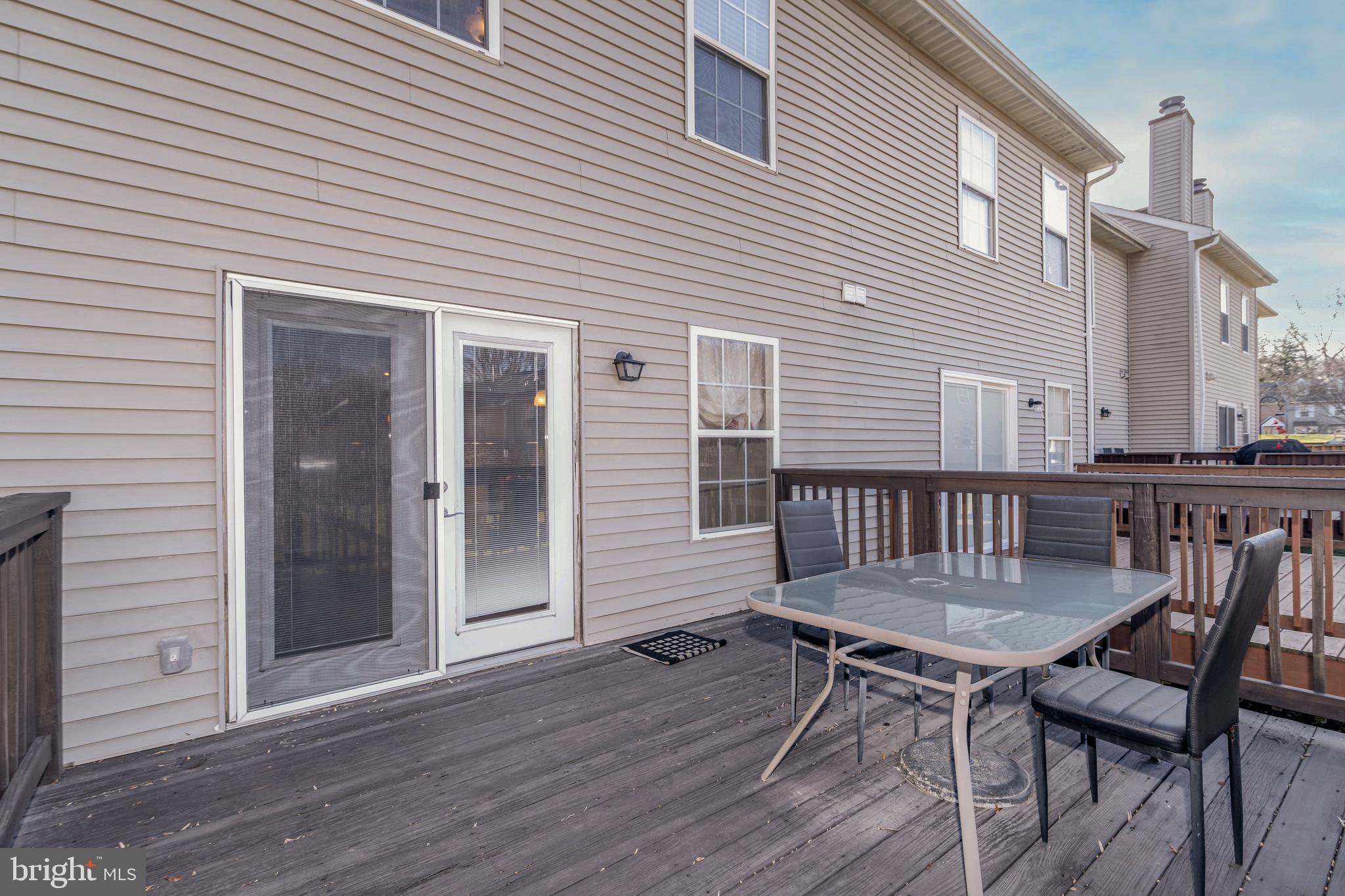 CANTERBURY WOODS - Residential