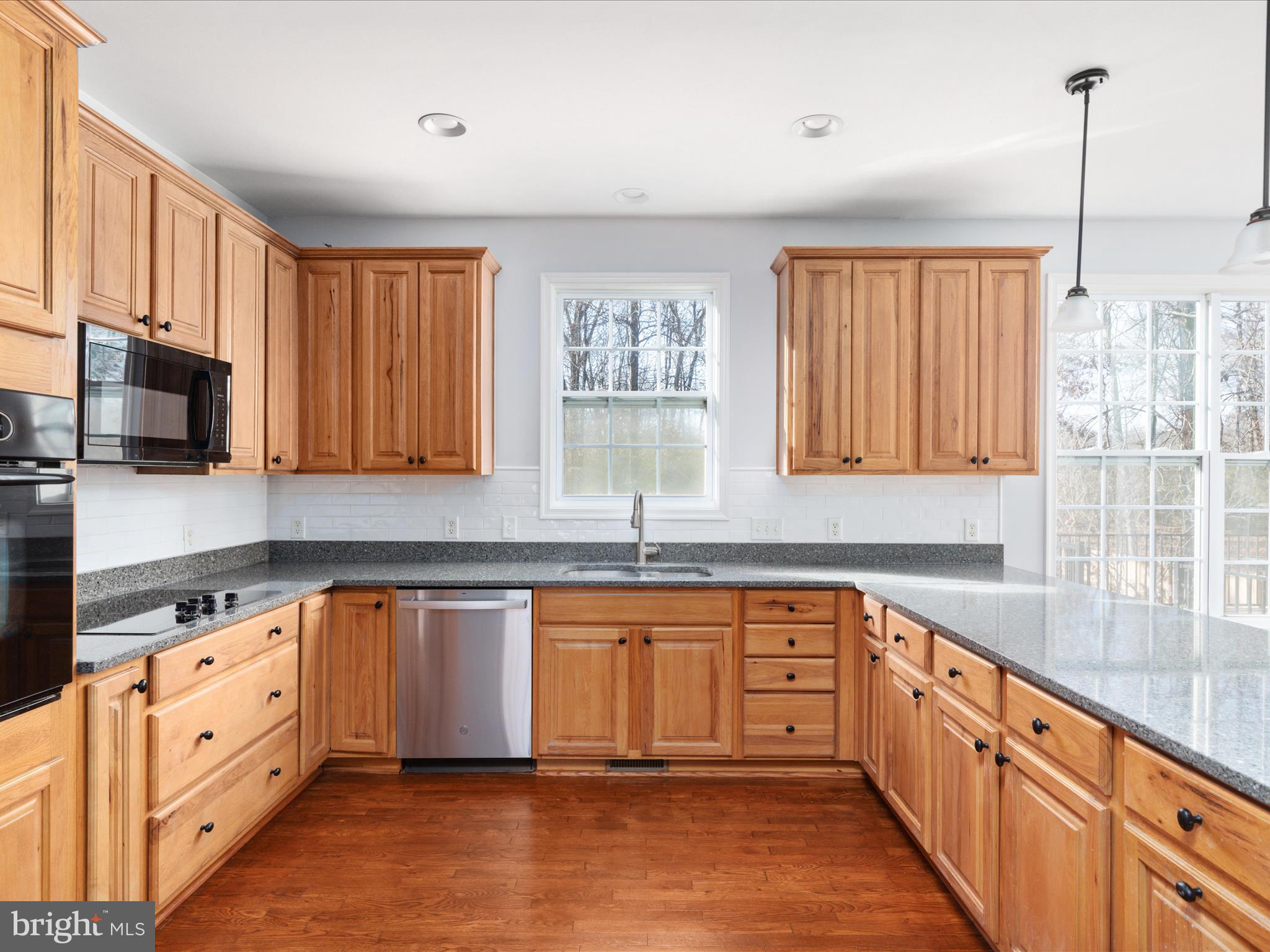 RIDGEWAY ESTATES - Residential