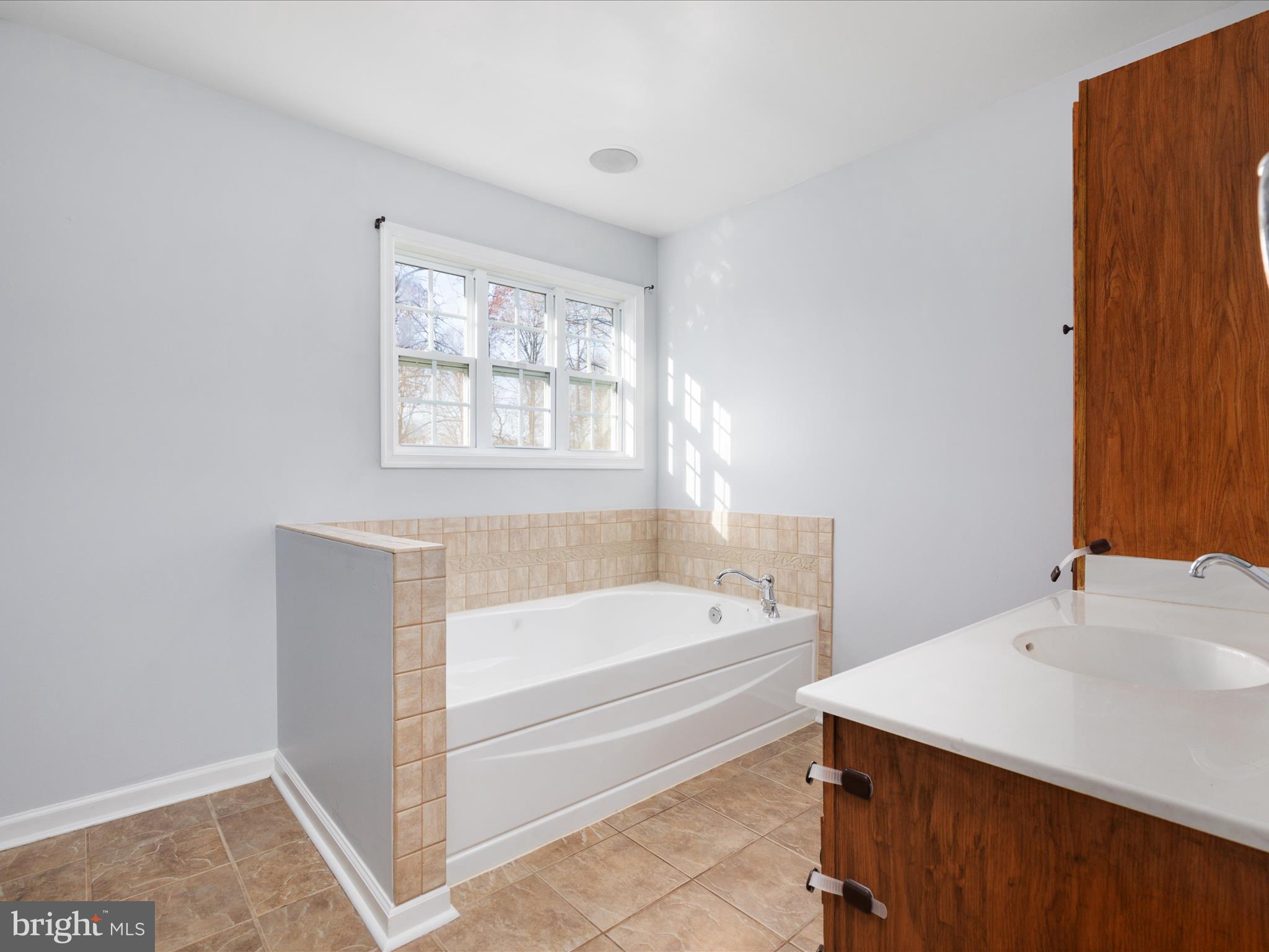 RIDGEWAY ESTATES - Residential