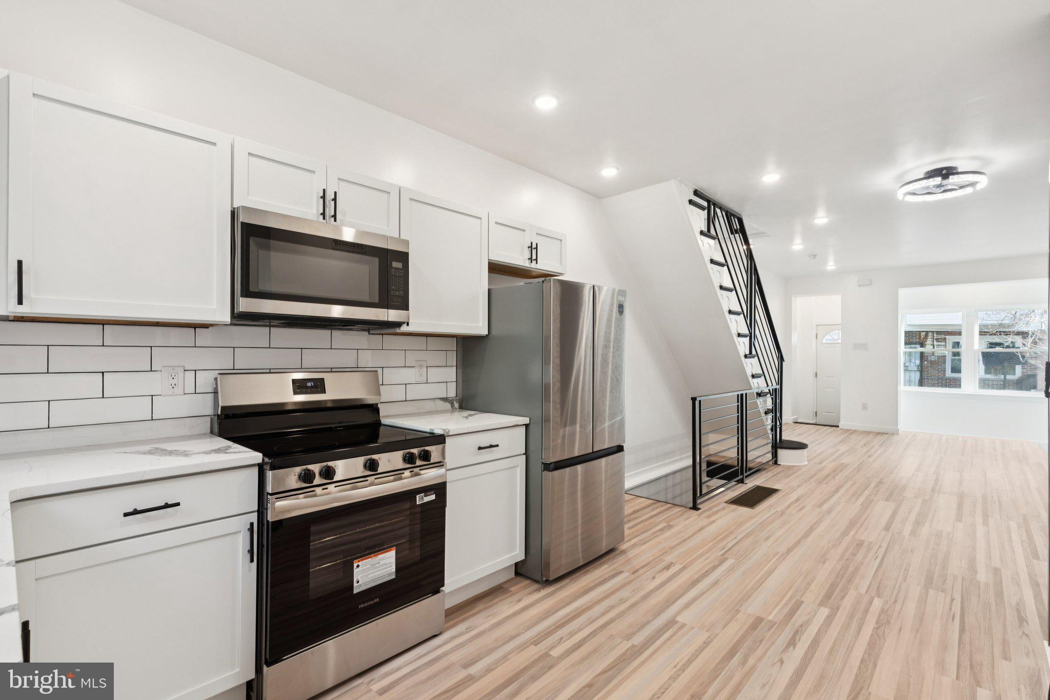 2242 S BONSALL STREET