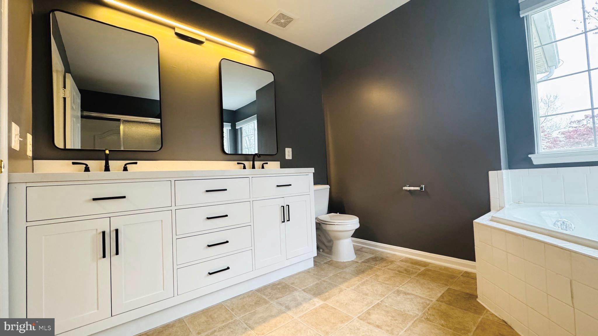 ASHBURN FARM - Residential Lease