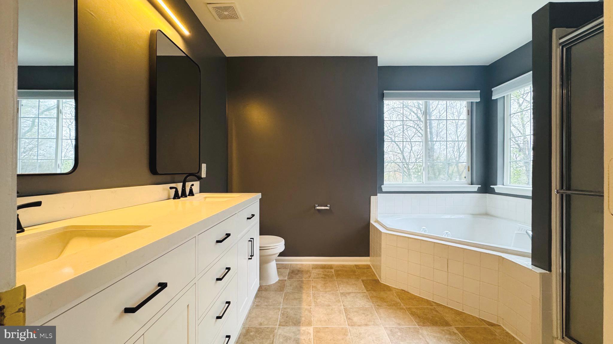 ASHBURN FARM - Residential Lease