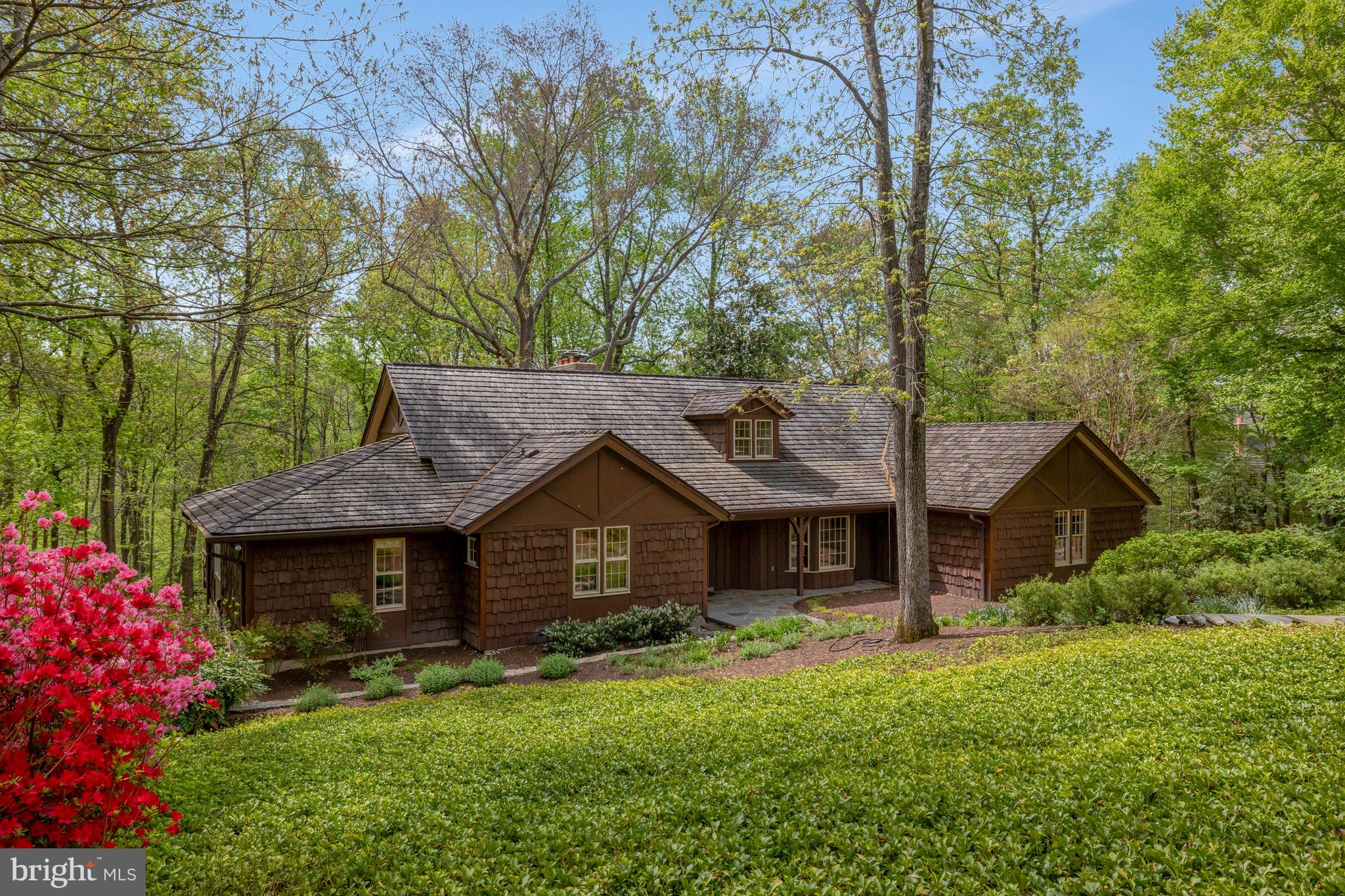 9115 MILL POND VALLEY DRIVE