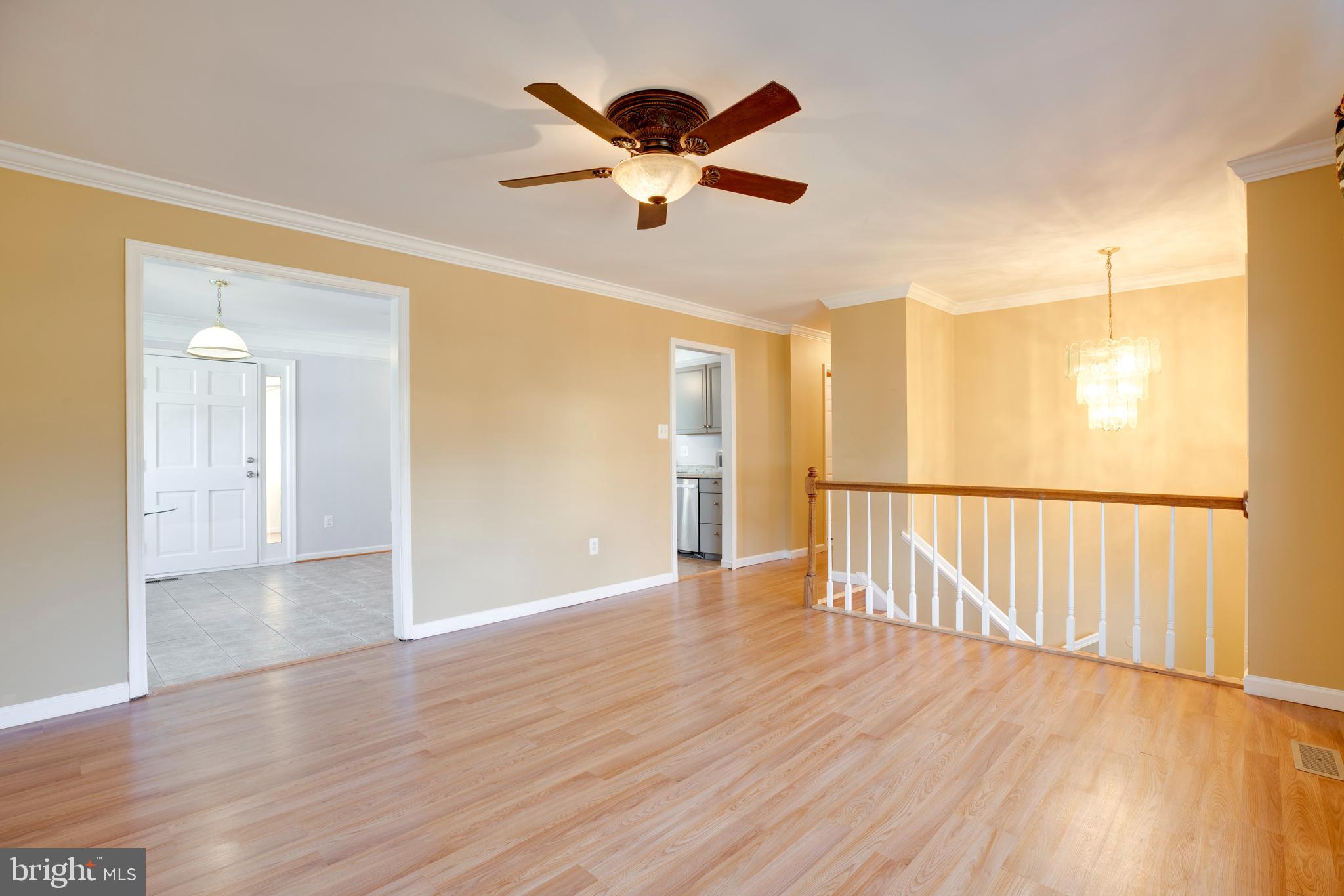 POINT OF WOODS - Residential