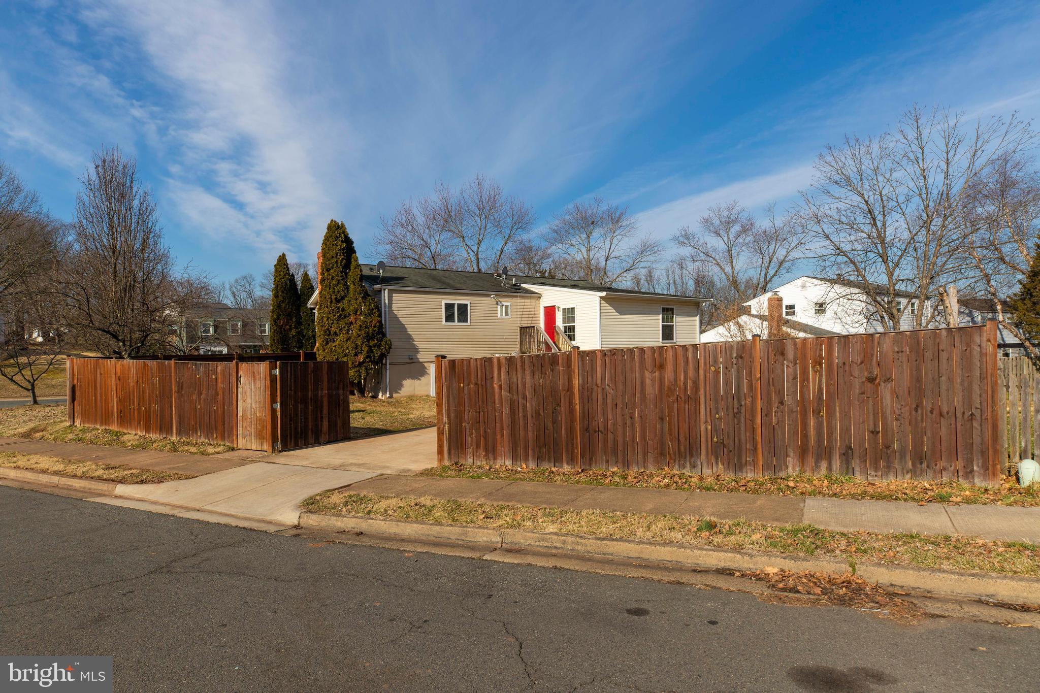 POINT OF WOODS - Residential