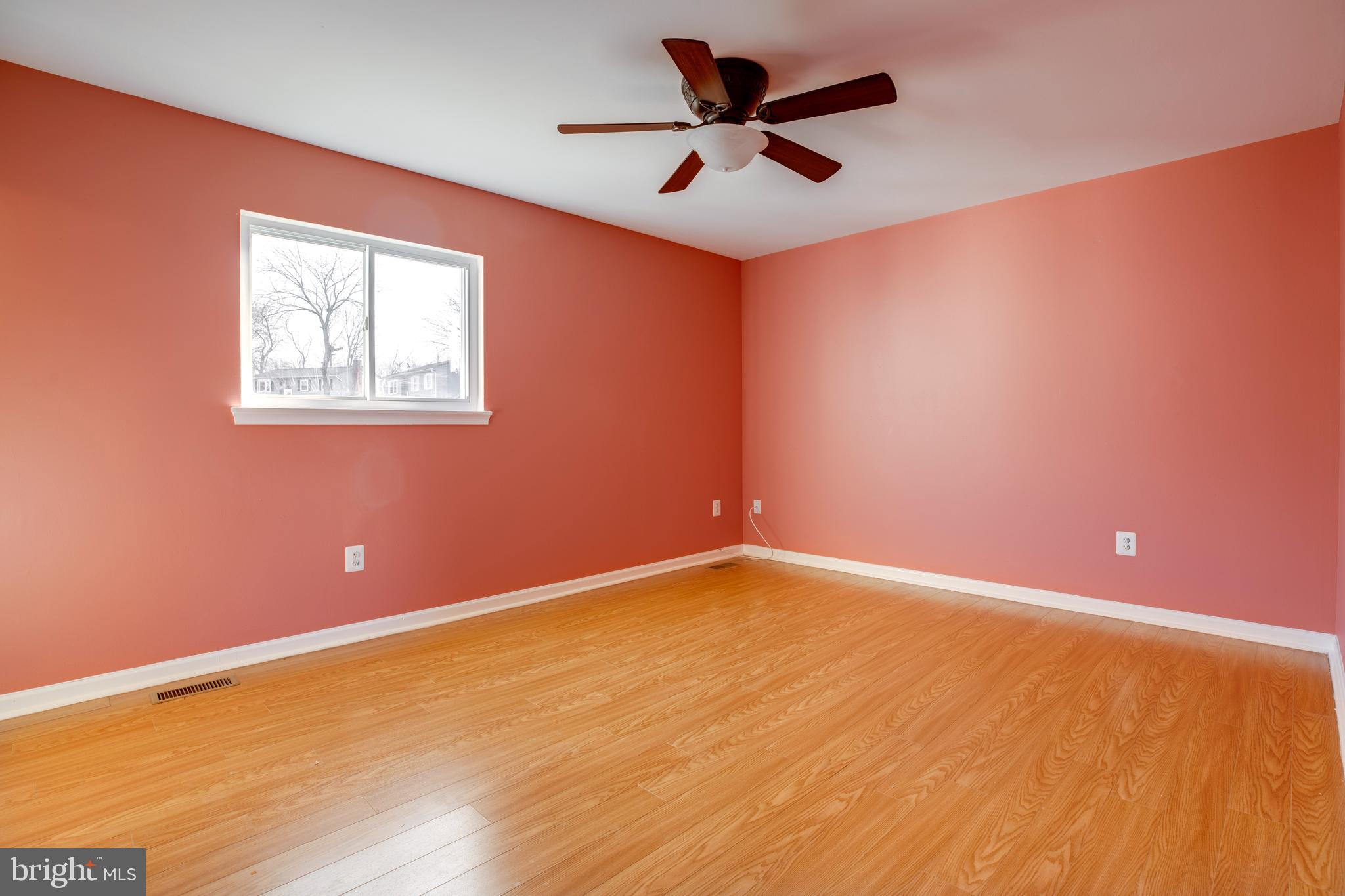 POINT OF WOODS - Residential