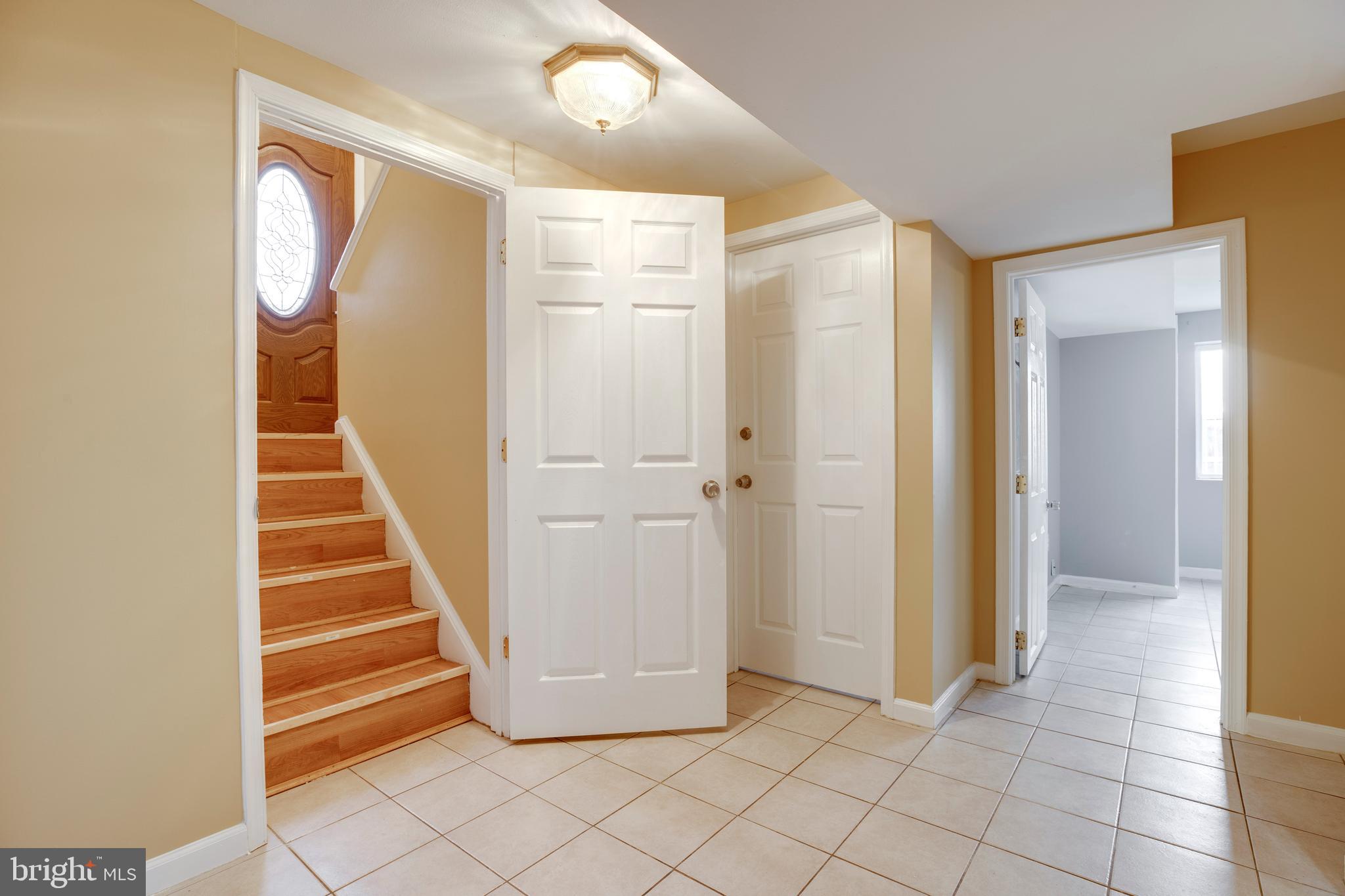 POINT OF WOODS - Residential