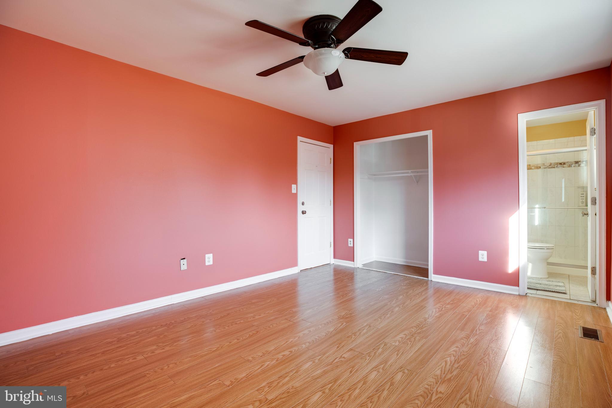 POINT OF WOODS - Residential