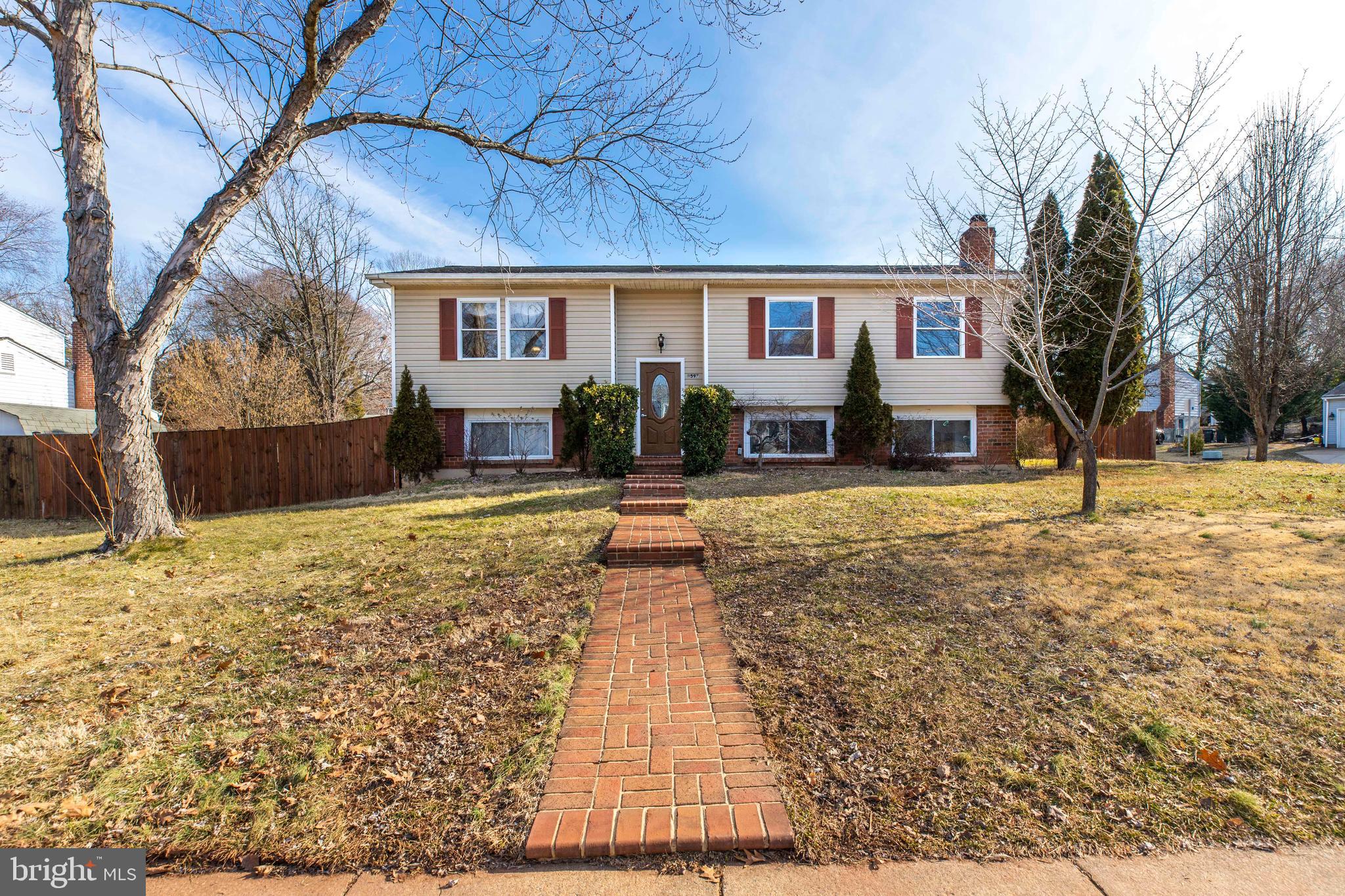 POINT OF WOODS - Residential