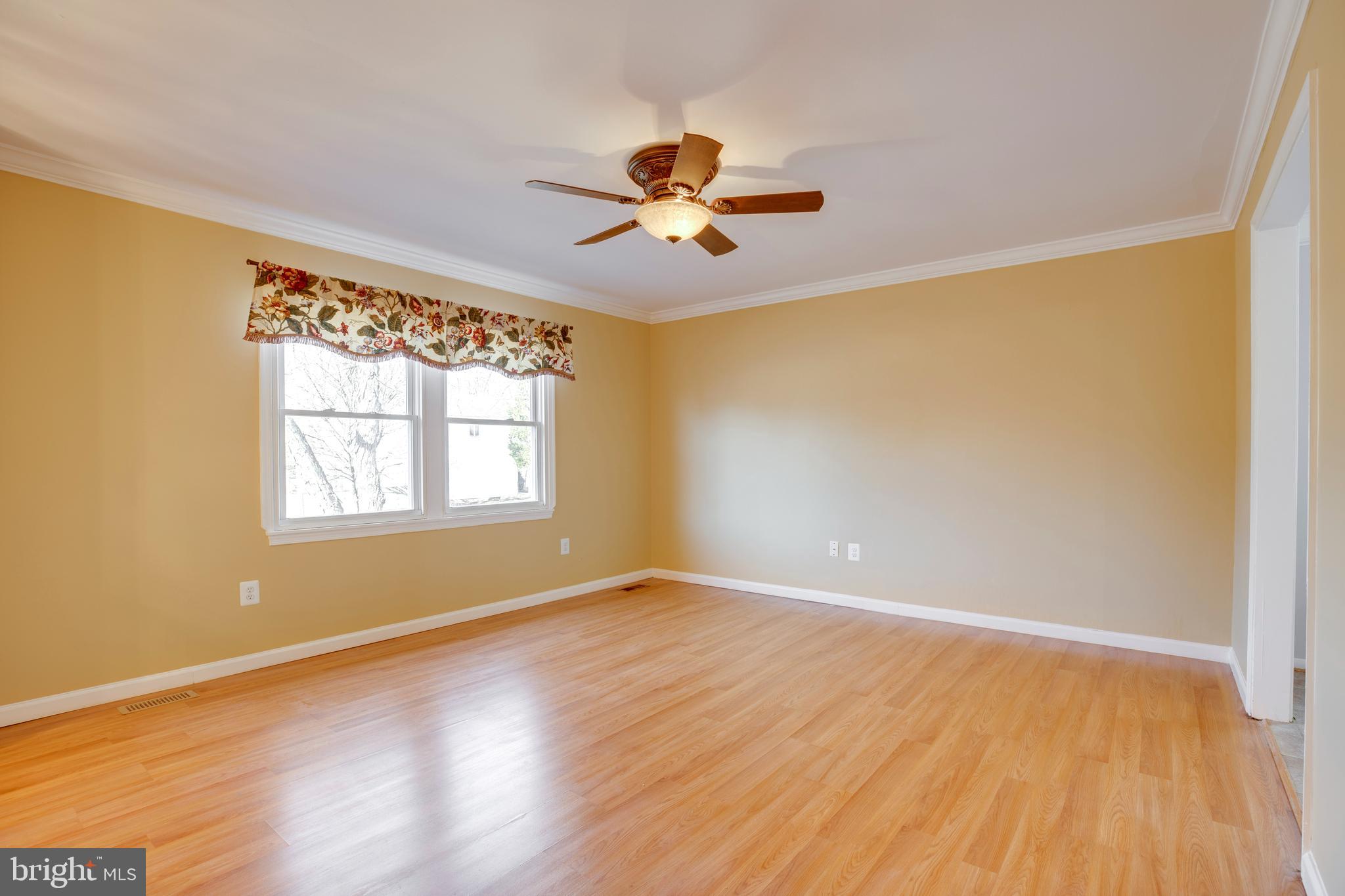 POINT OF WOODS - Residential