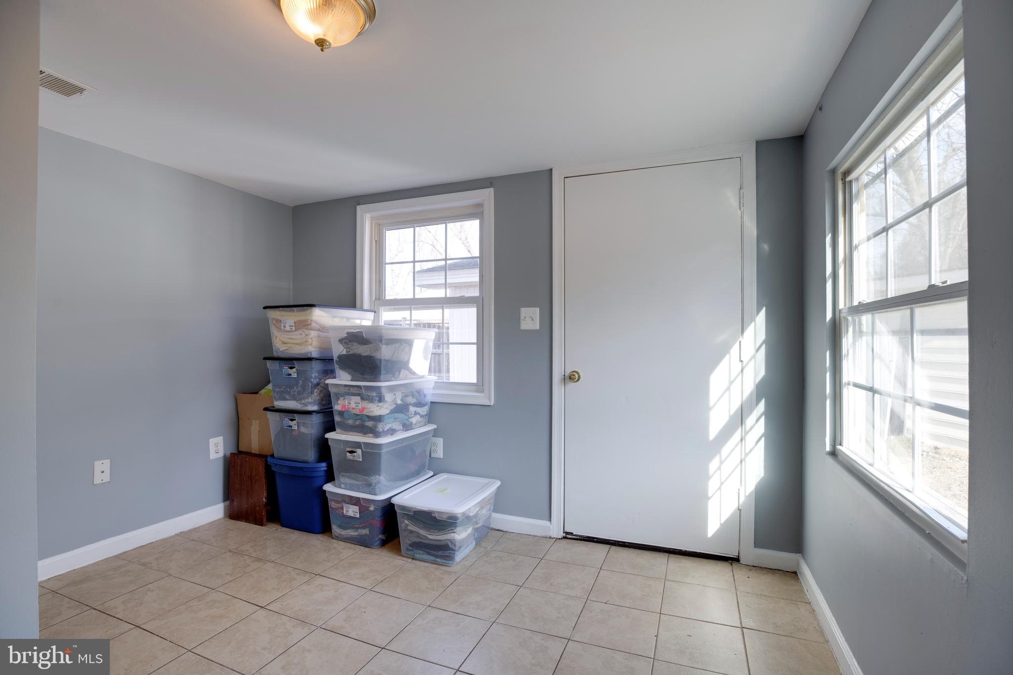 POINT OF WOODS - Residential