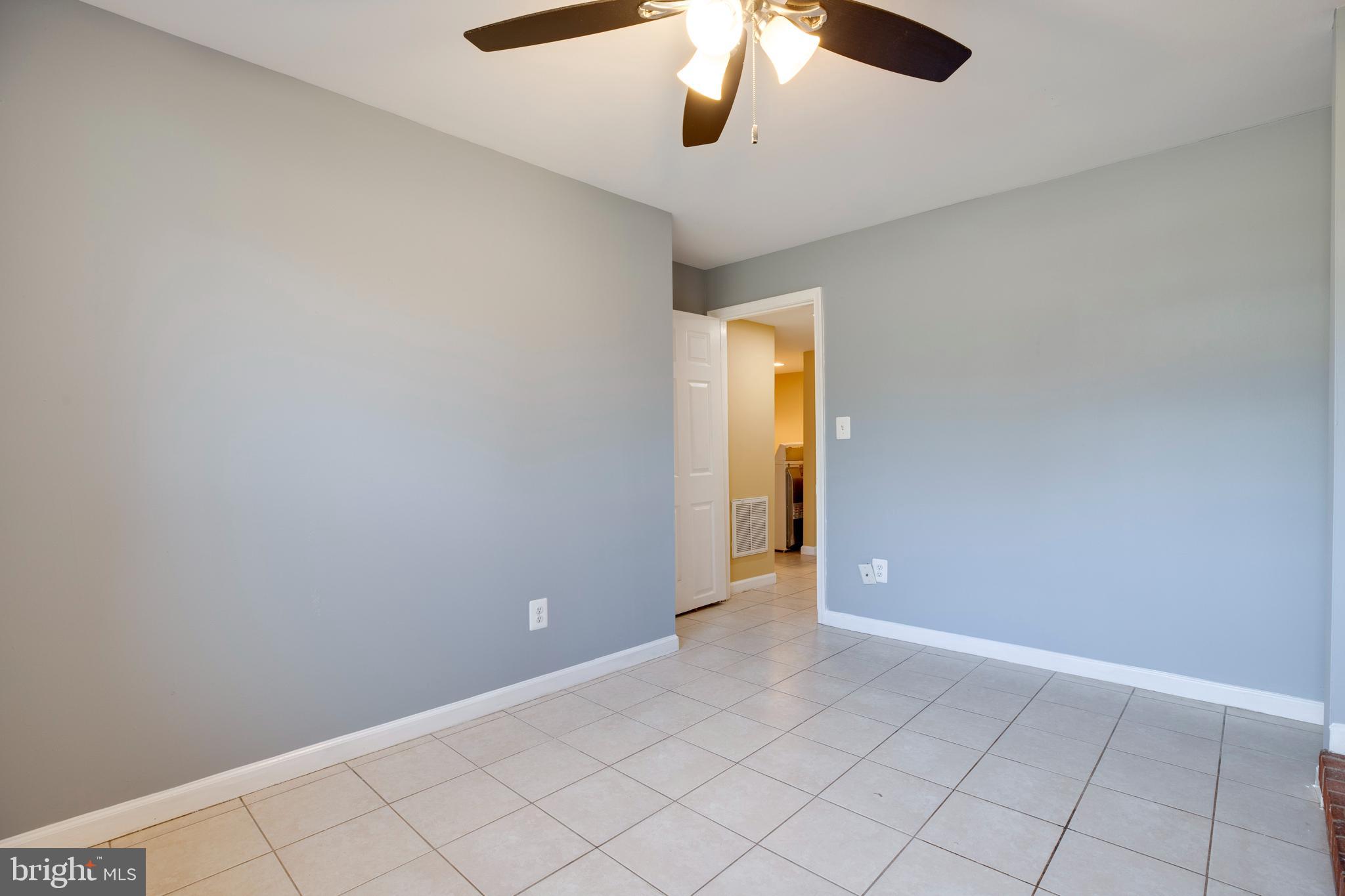 POINT OF WOODS - Residential