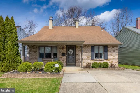 232 Leona Court, Woodbury, NJ 08096 - MLS#: NJGL2055024