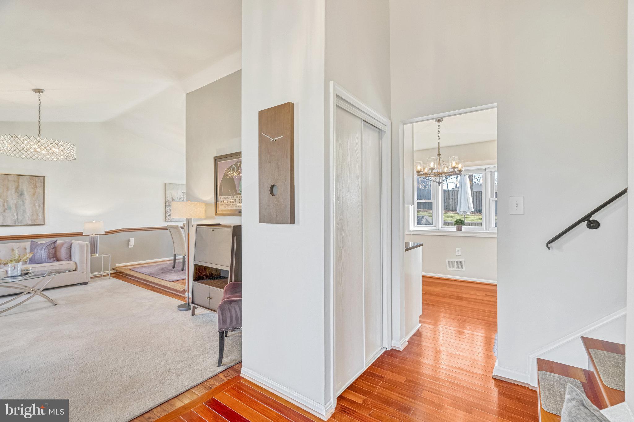 BURKE STATION SQUARE - Residential