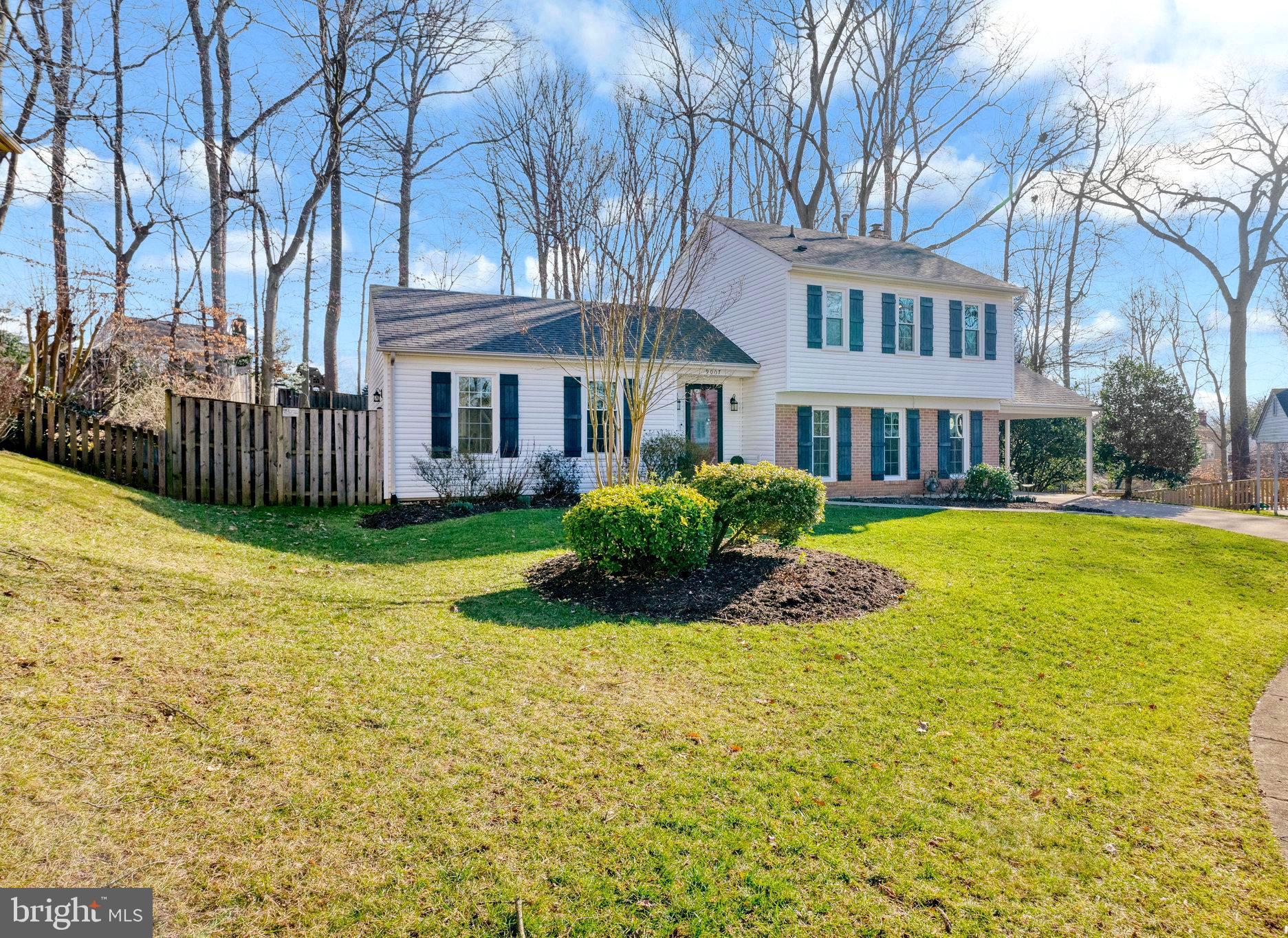 BURKE STATION SQUARE - Residential