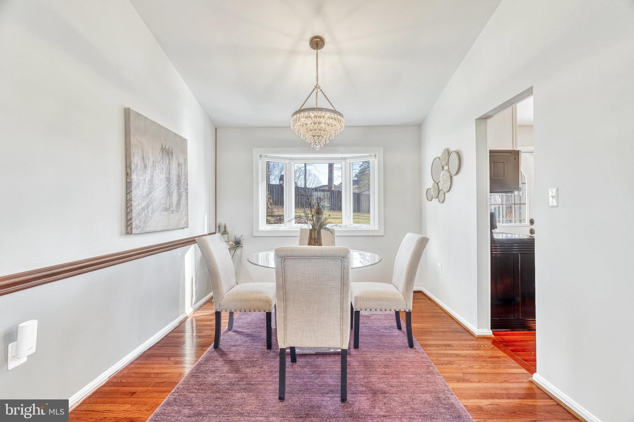 BURKE STATION SQUARE - Residential