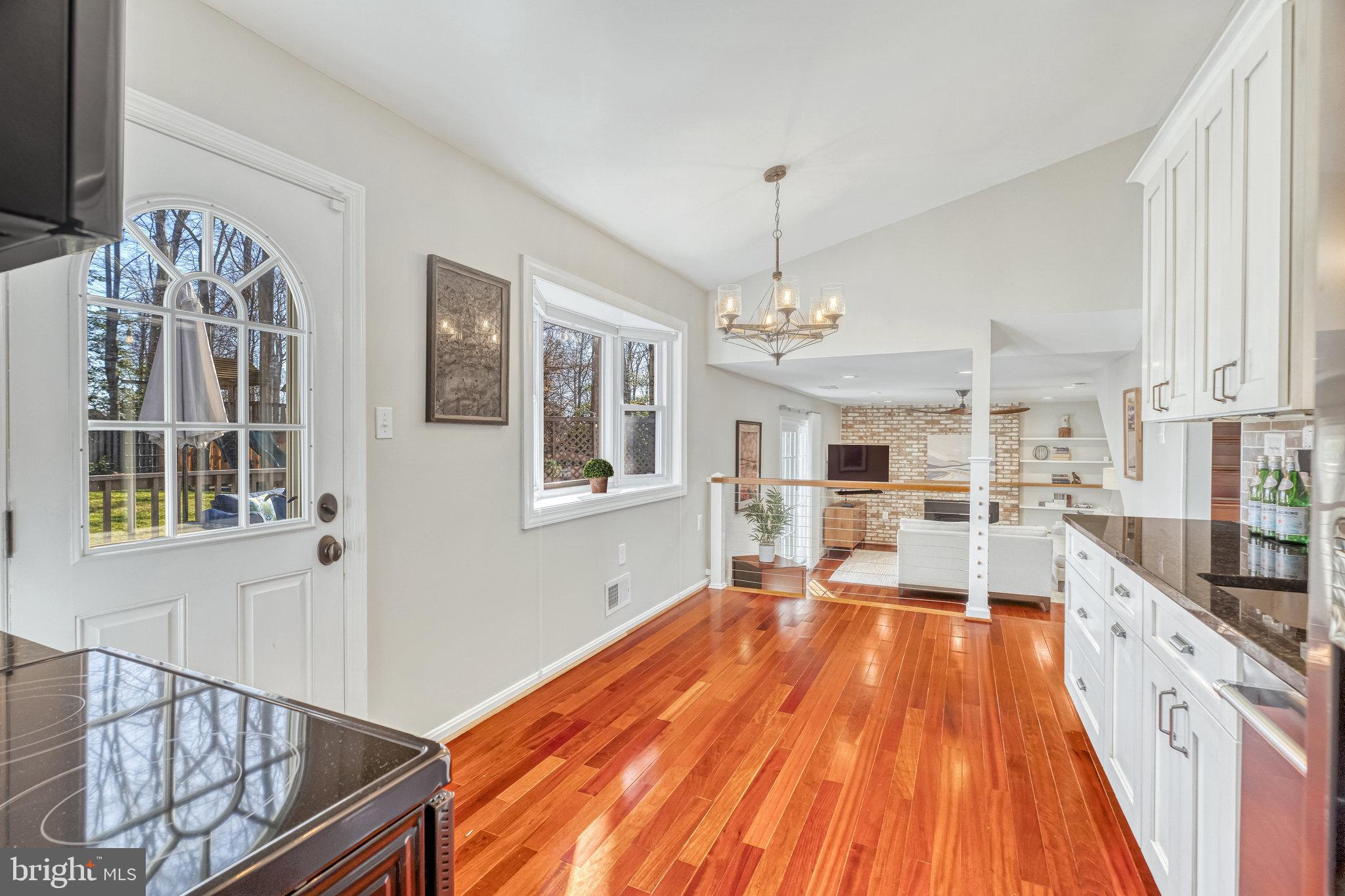 BURKE STATION SQUARE - Residential