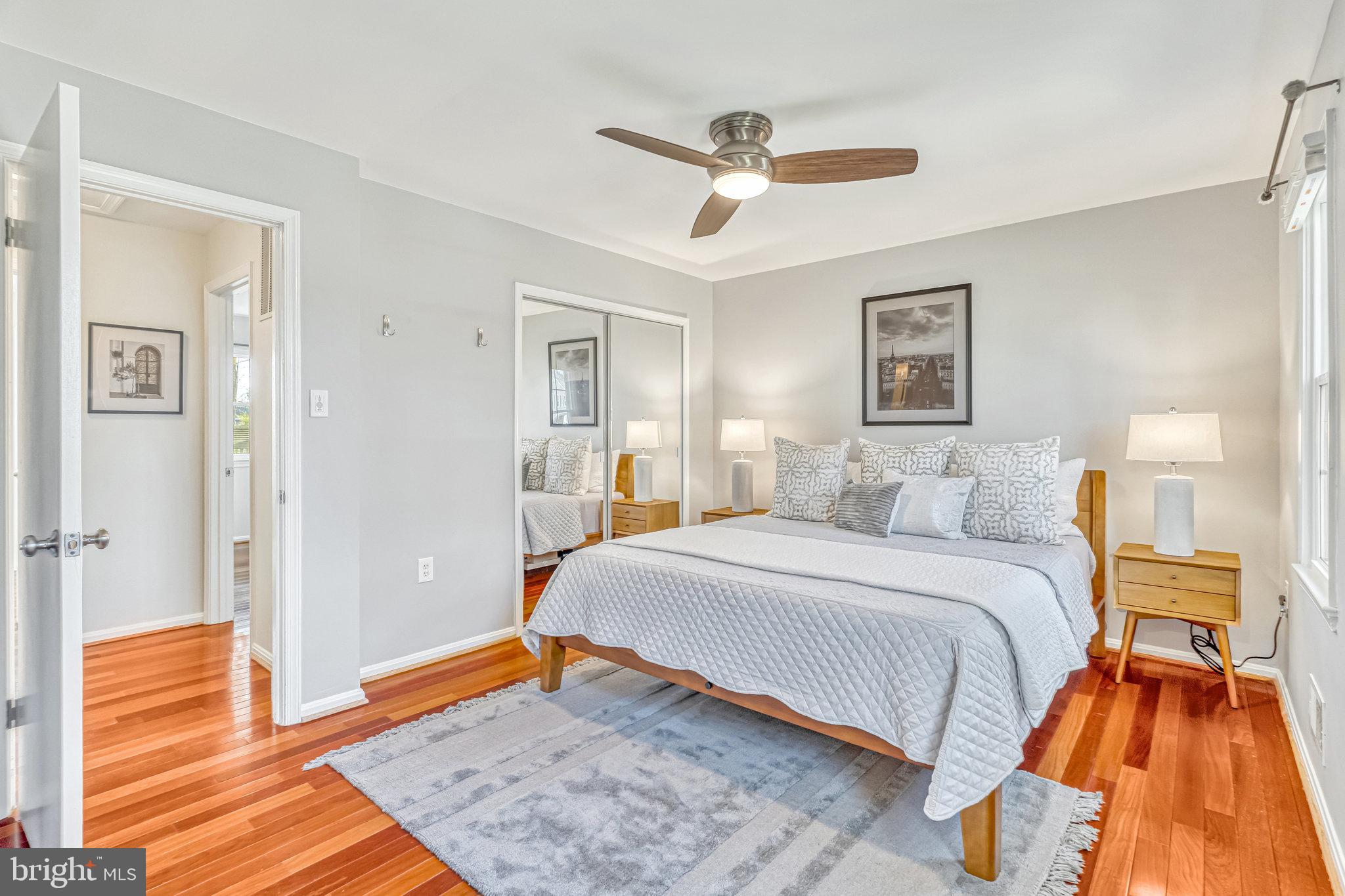 BURKE STATION SQUARE - Residential