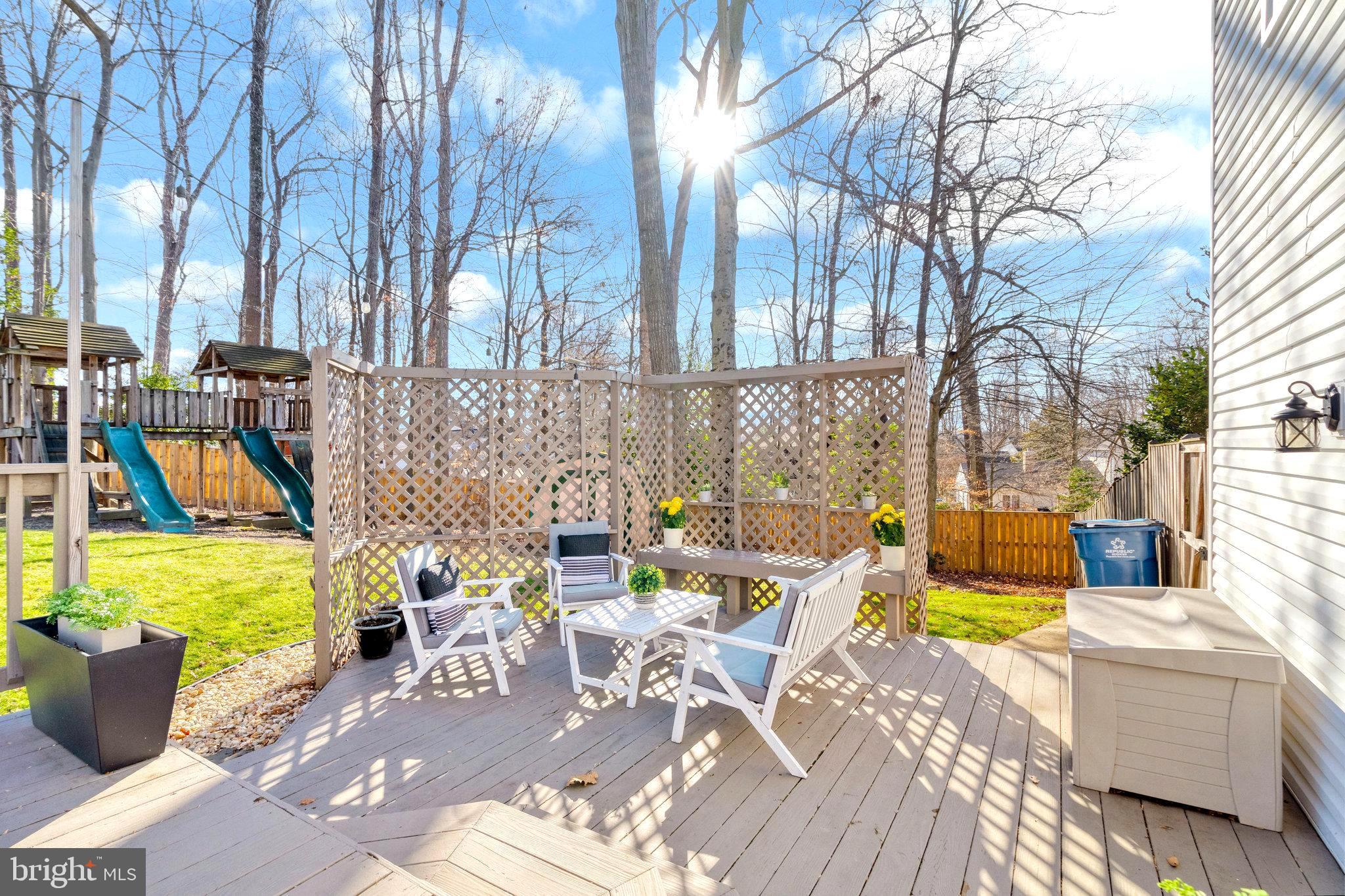 BURKE STATION SQUARE - Residential