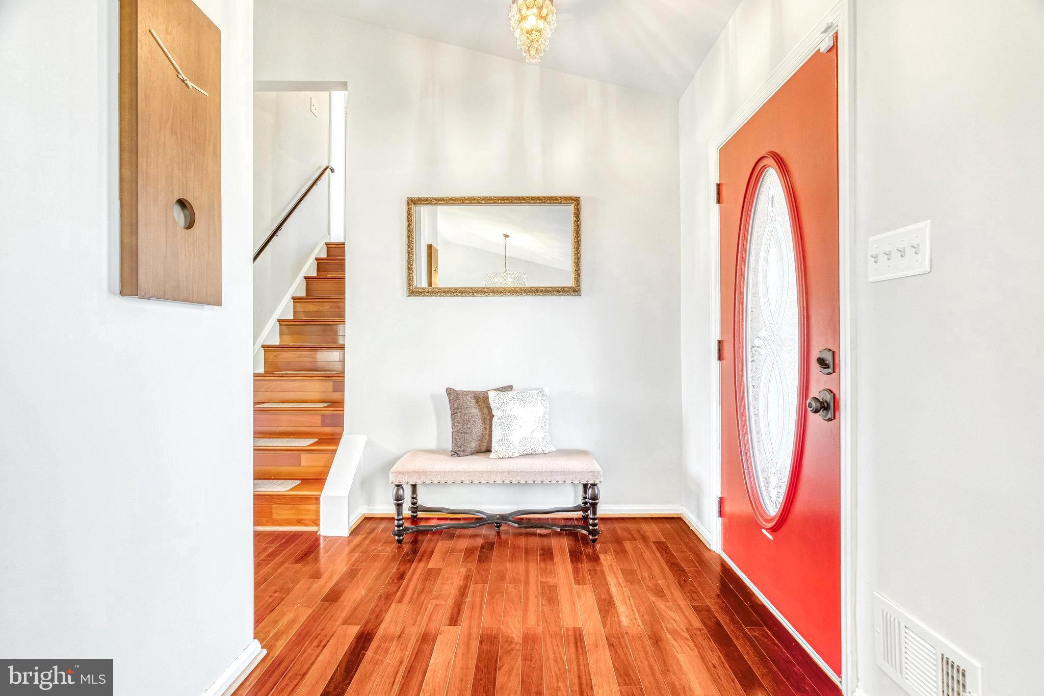 BURKE STATION SQUARE - Residential