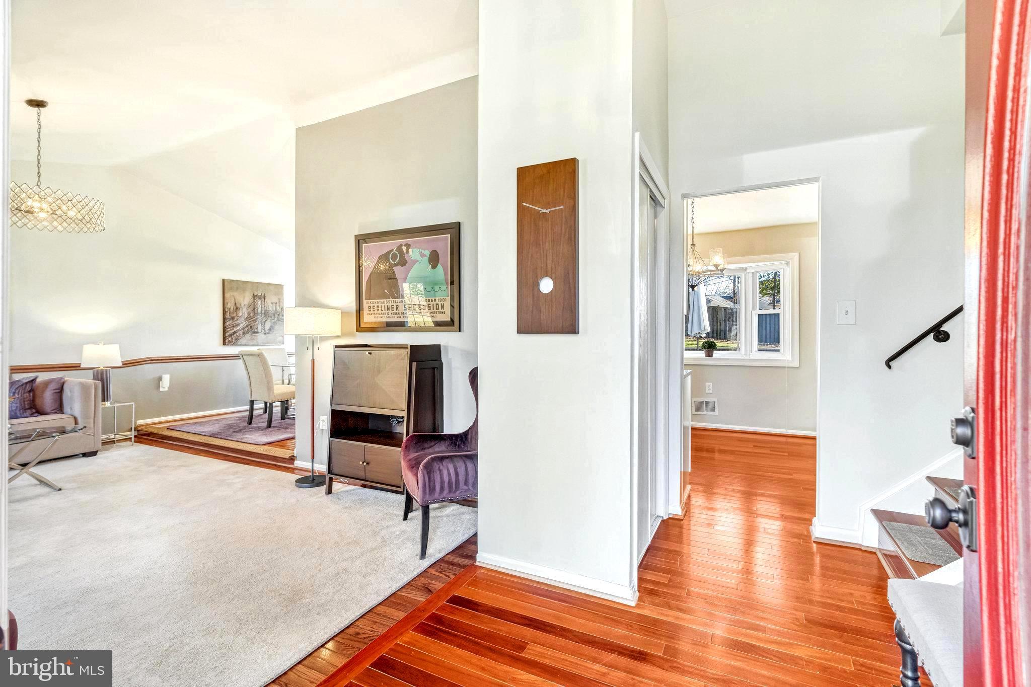 BURKE STATION SQUARE - Residential