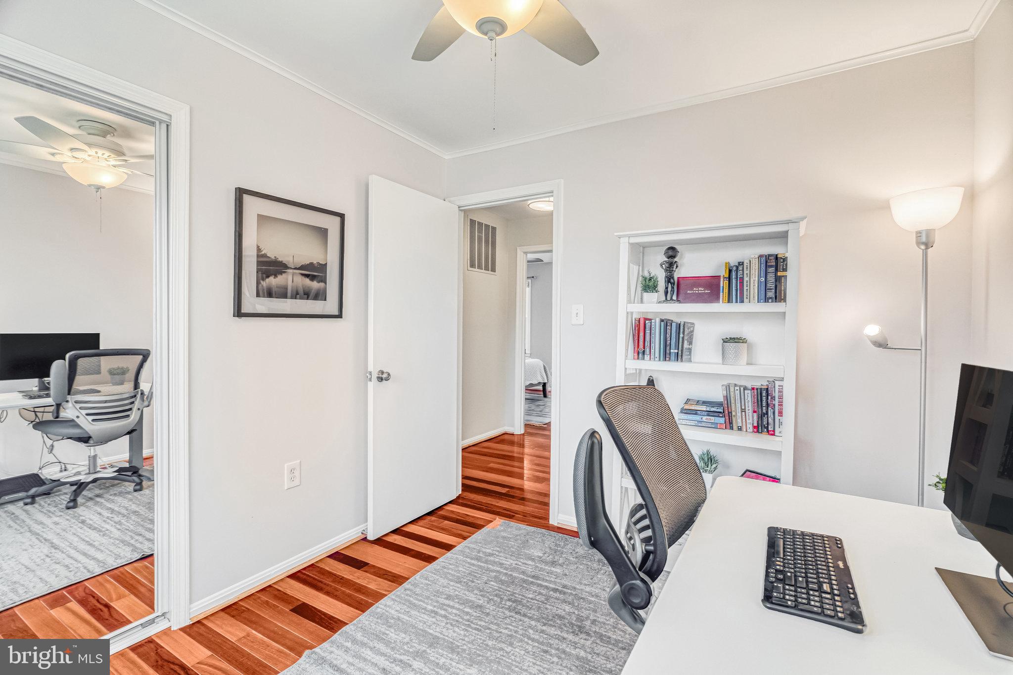 BURKE STATION SQUARE - Residential