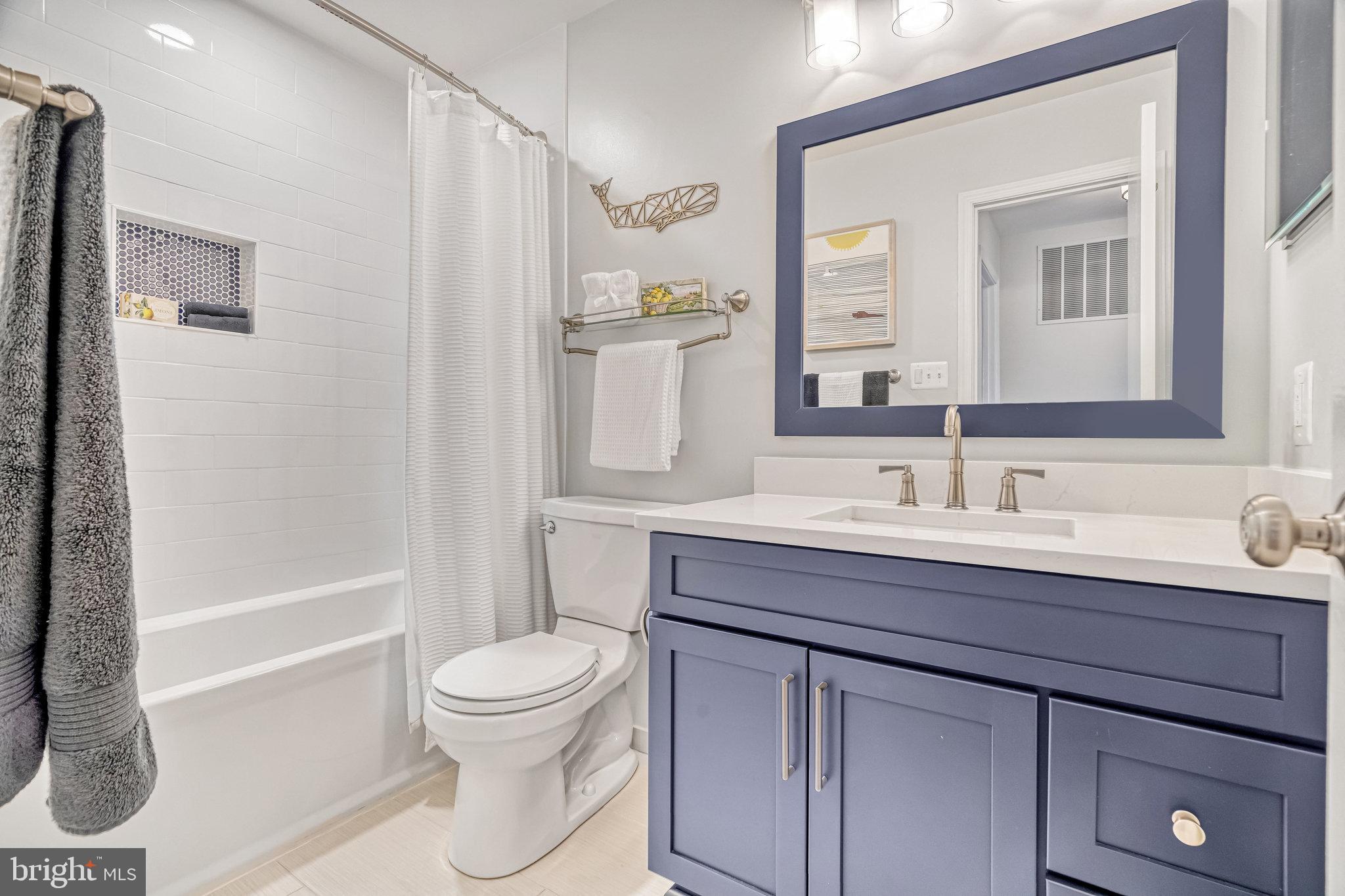 BURKE STATION SQUARE - Residential