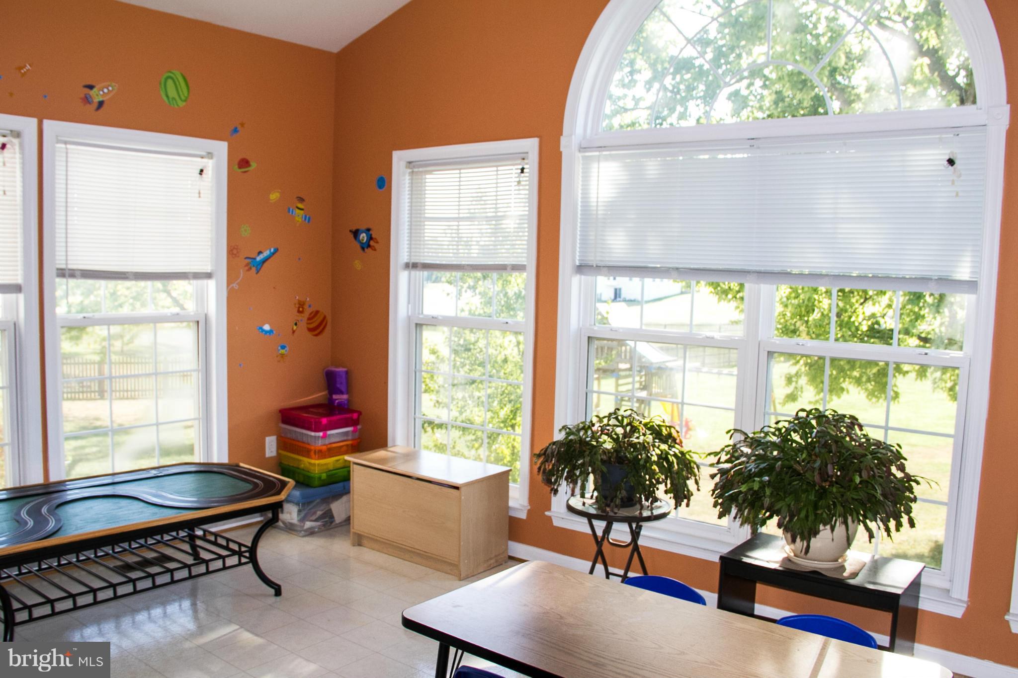 SPRUCE HILL ESTATES - Residential