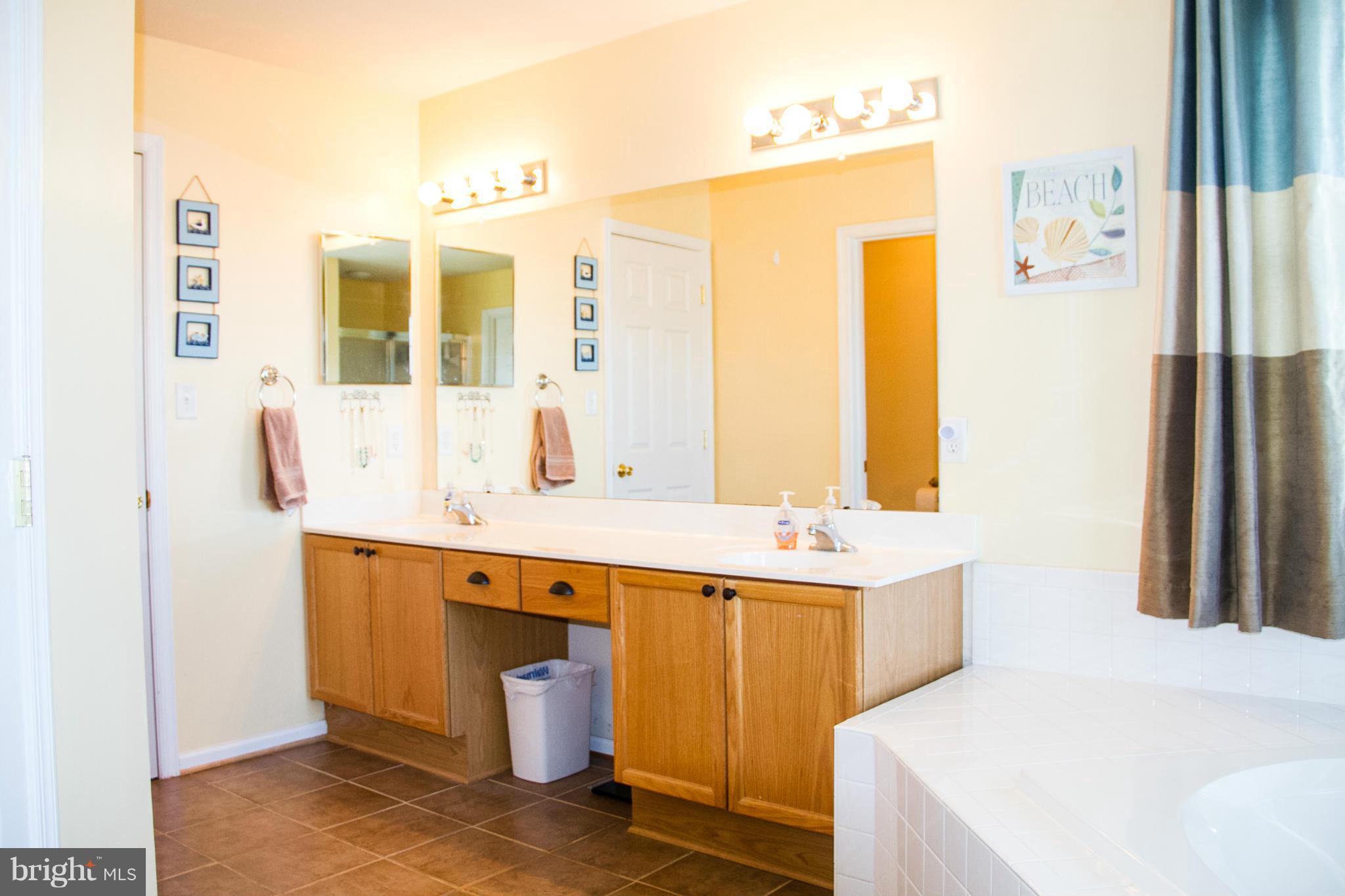 SPRUCE HILL ESTATES - Residential