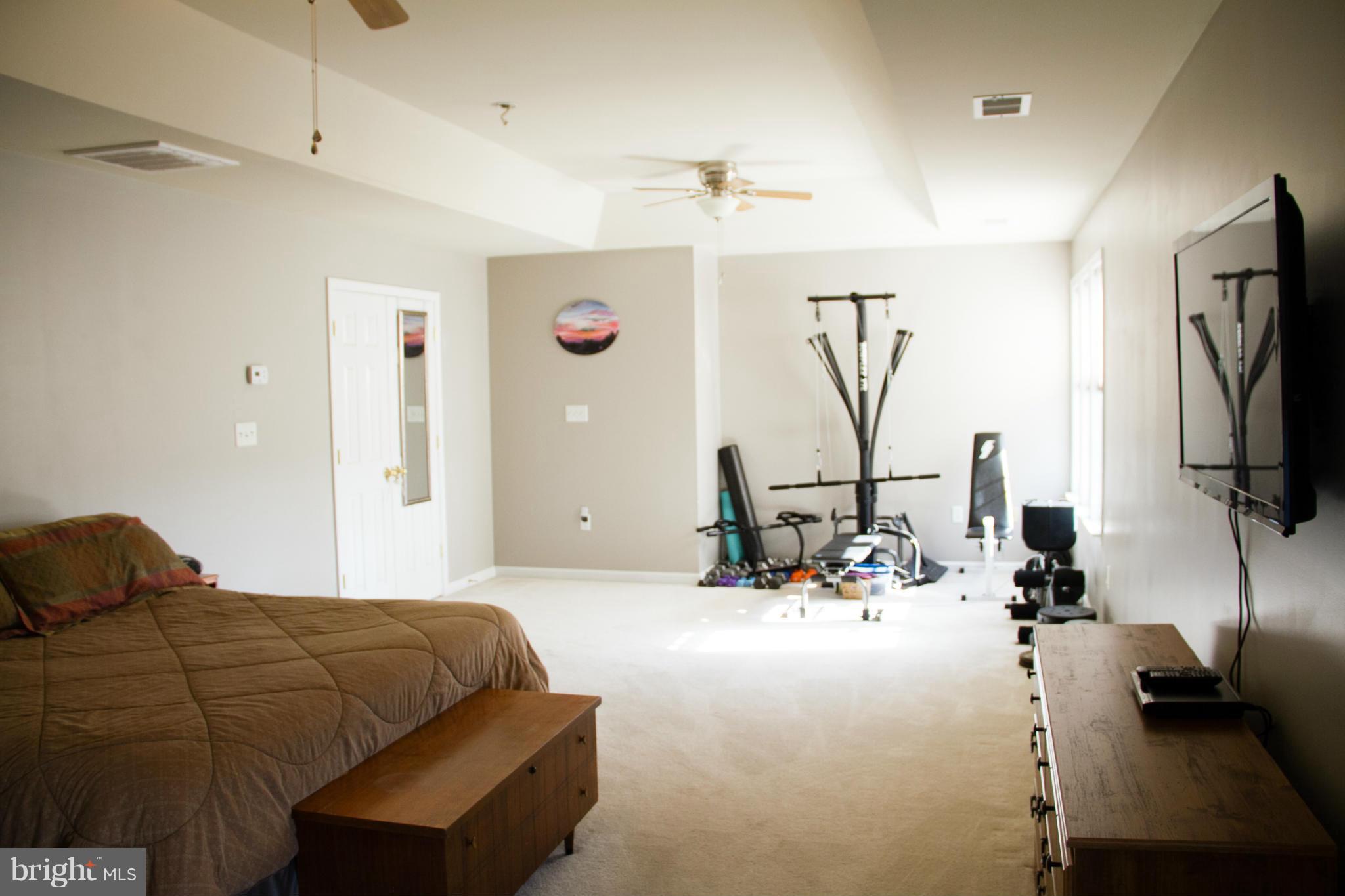 SPRUCE HILL ESTATES - Residential