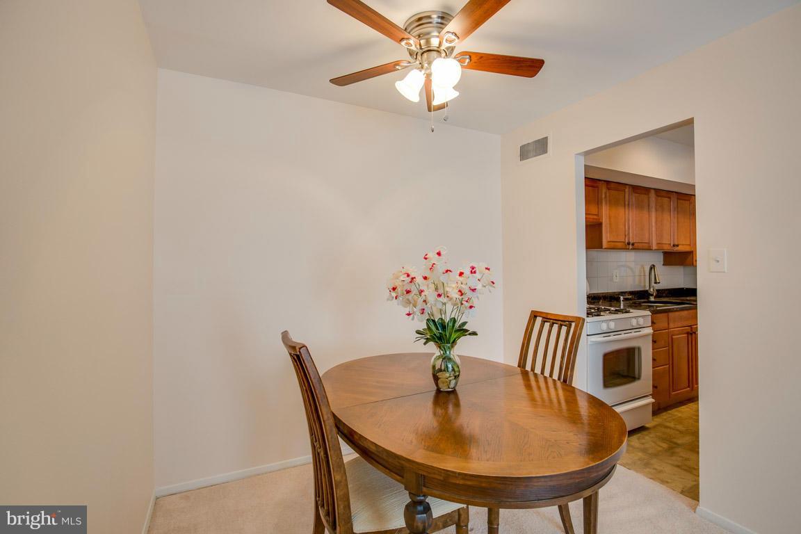 FALLS PLAZA - Residential