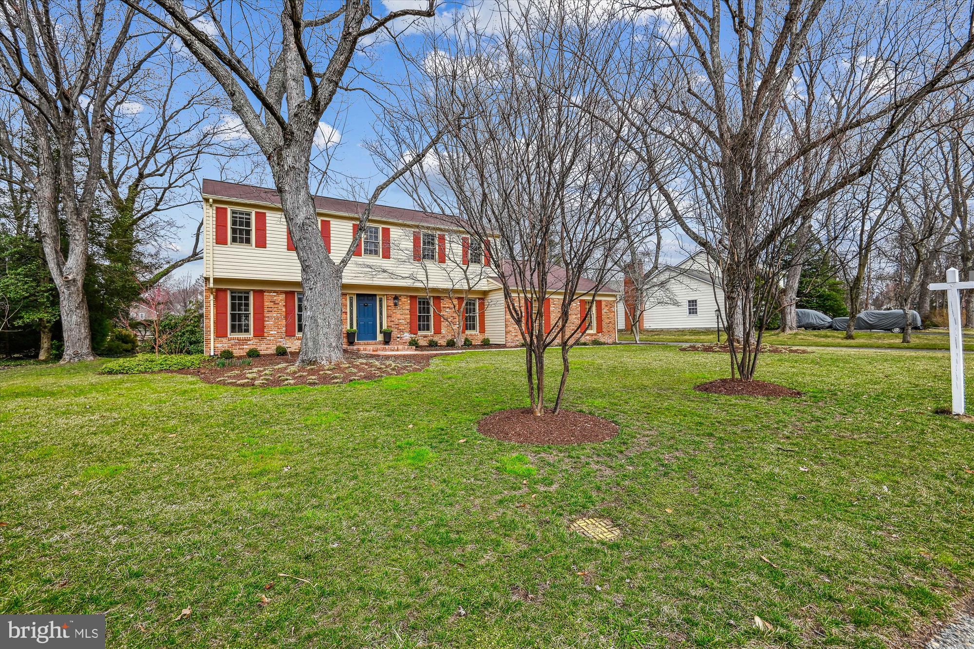 327 SAINT BEES DRIVE