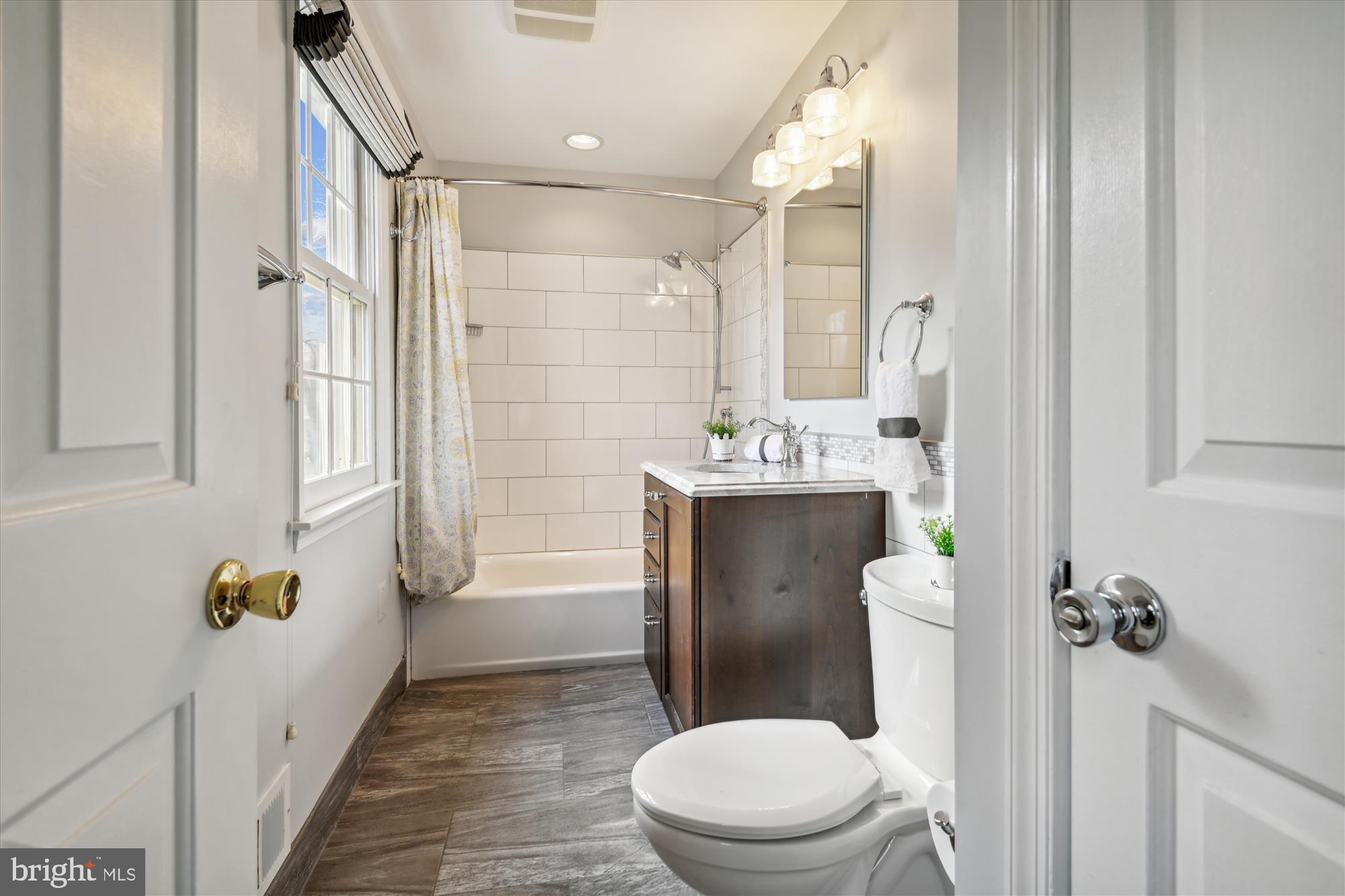 CHARTWELL - Residential