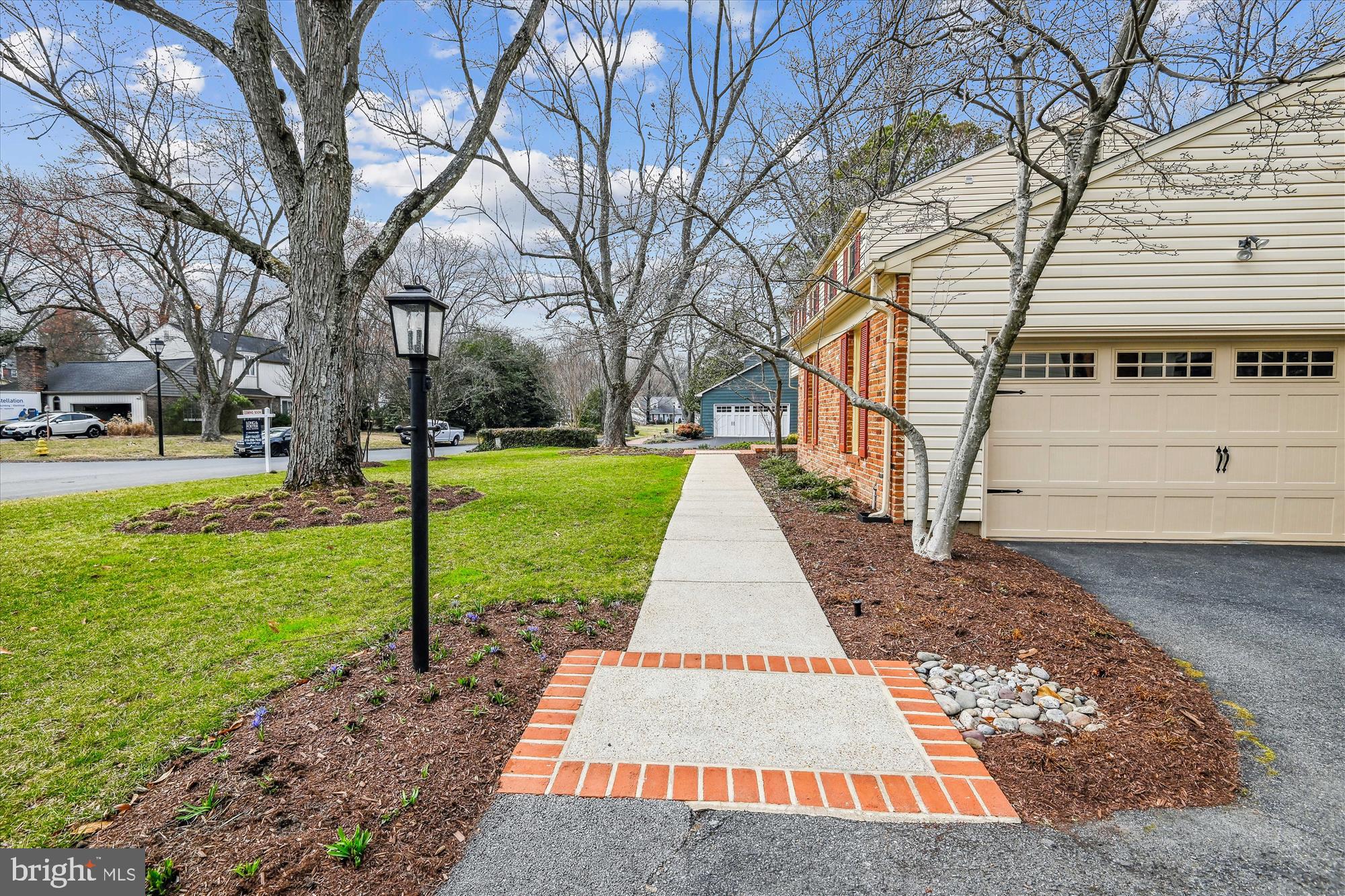 327 SAINT BEES DRIVE