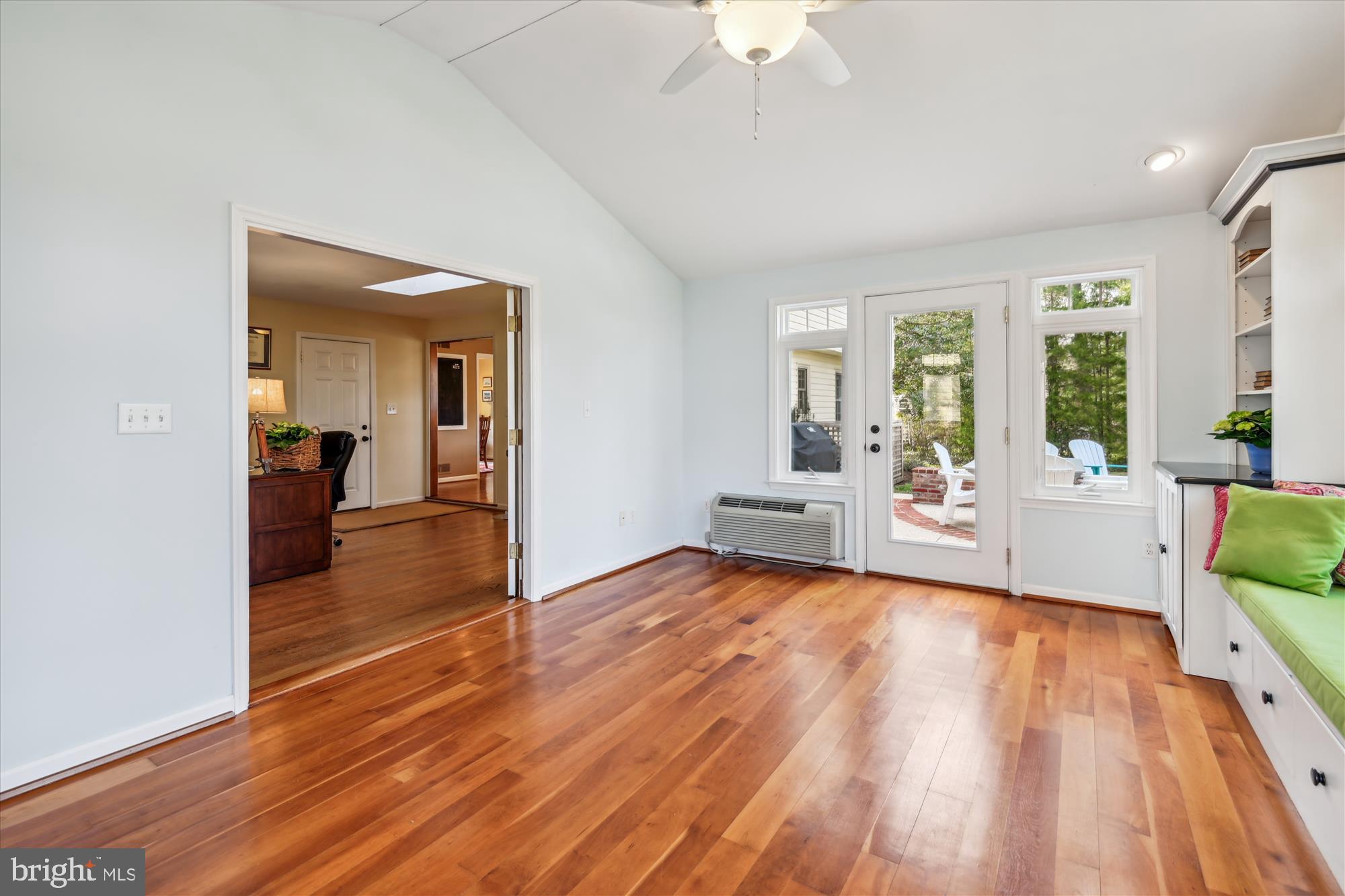 CHARTWELL - Residential