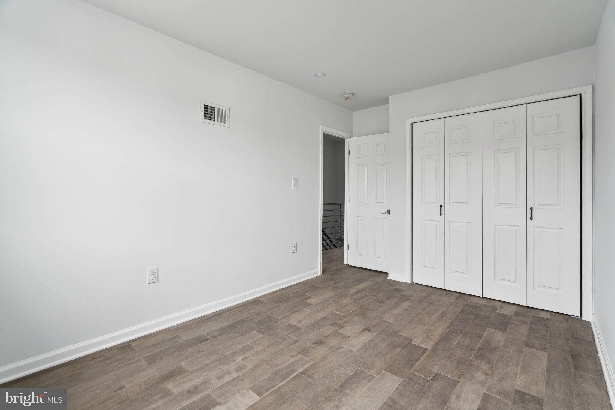 PHILADELPHIA (SOUTH) - Residential