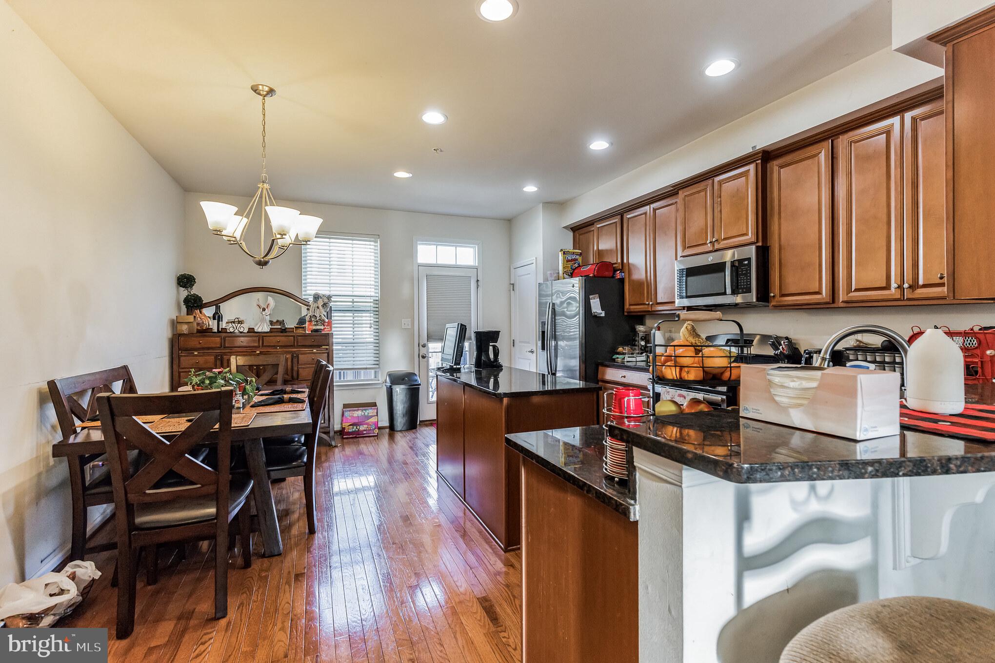 PARKSIDE - Residential